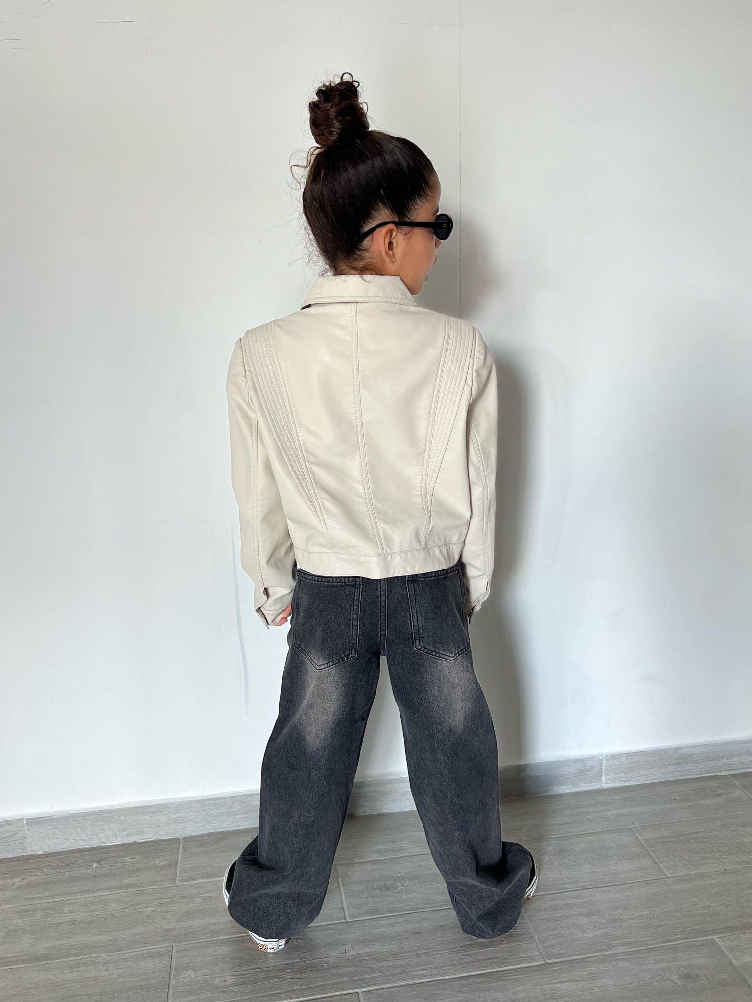 ג'ינס מילאן אפור