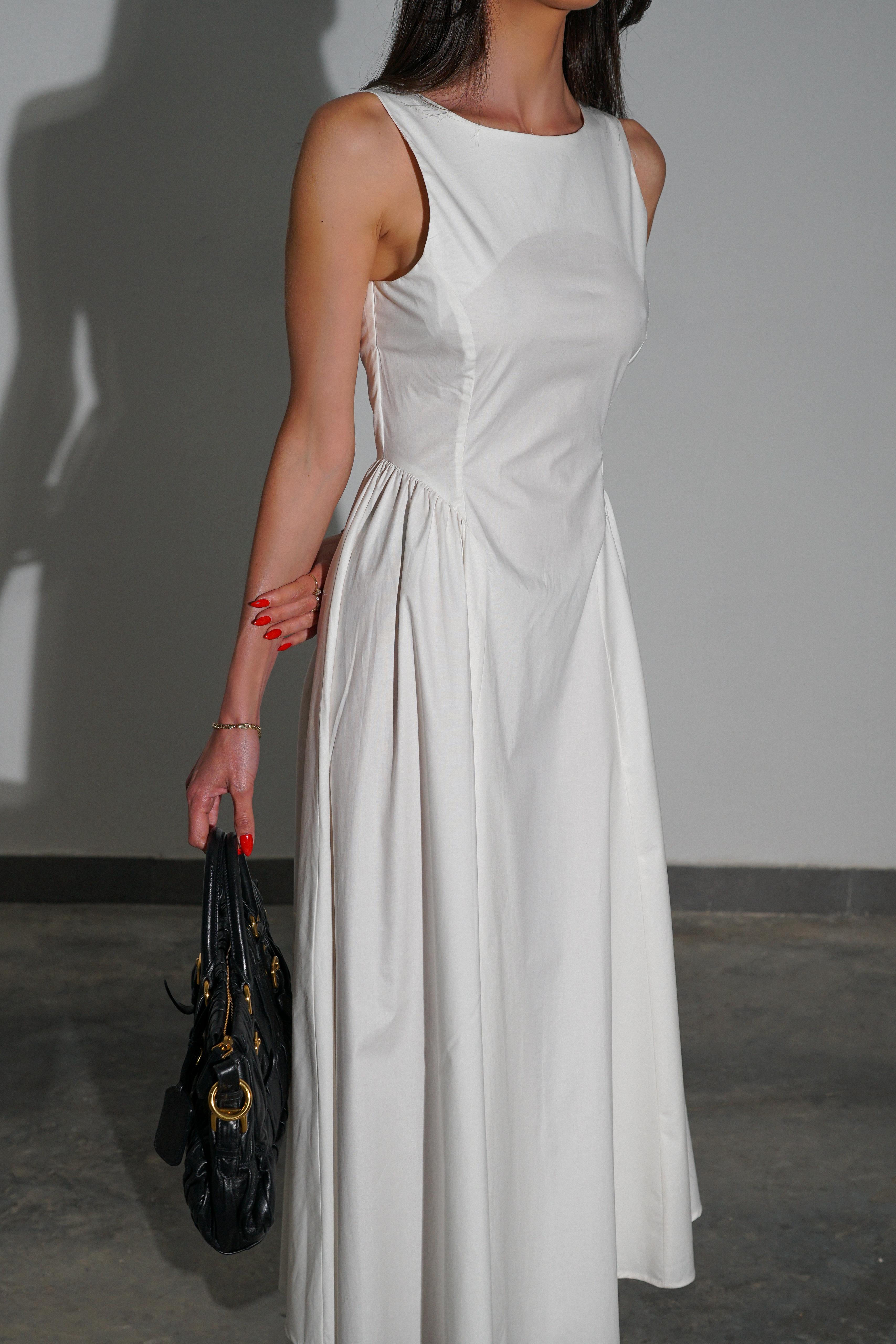 שמלת דנטה לבן