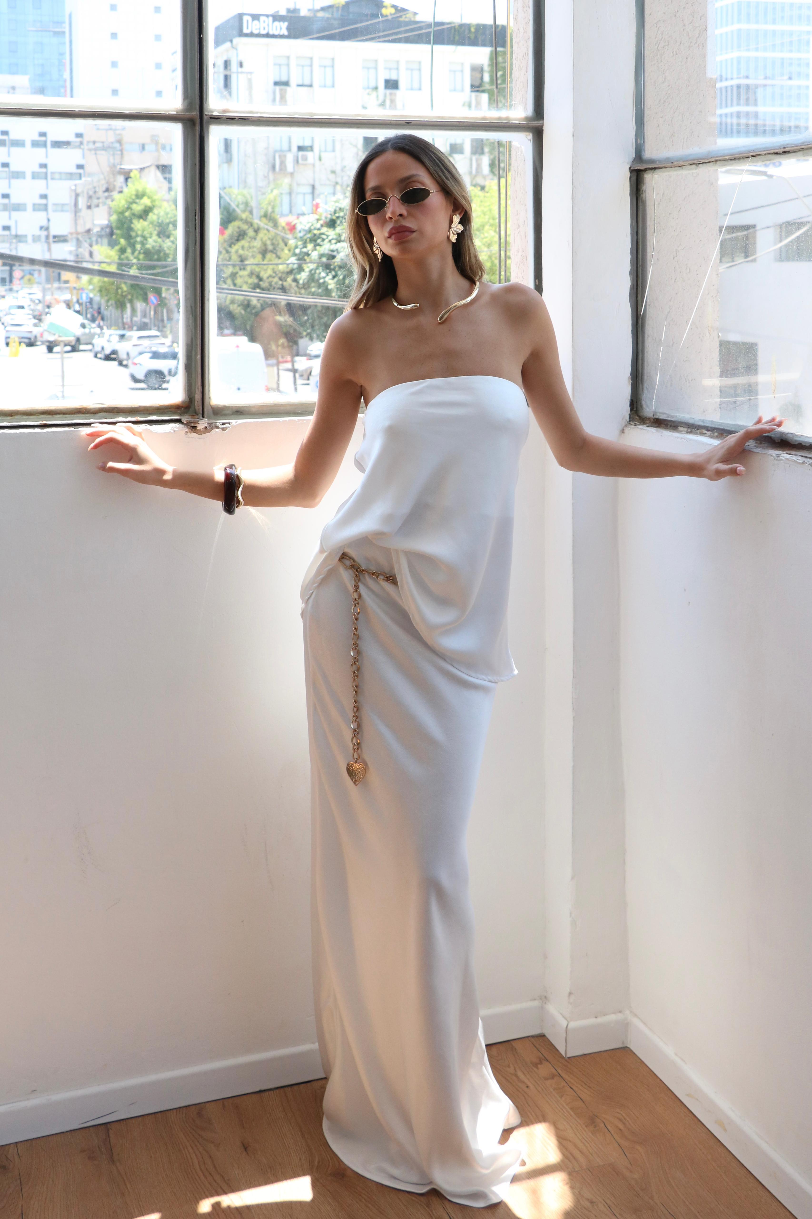 חליפת מריולנה לבן