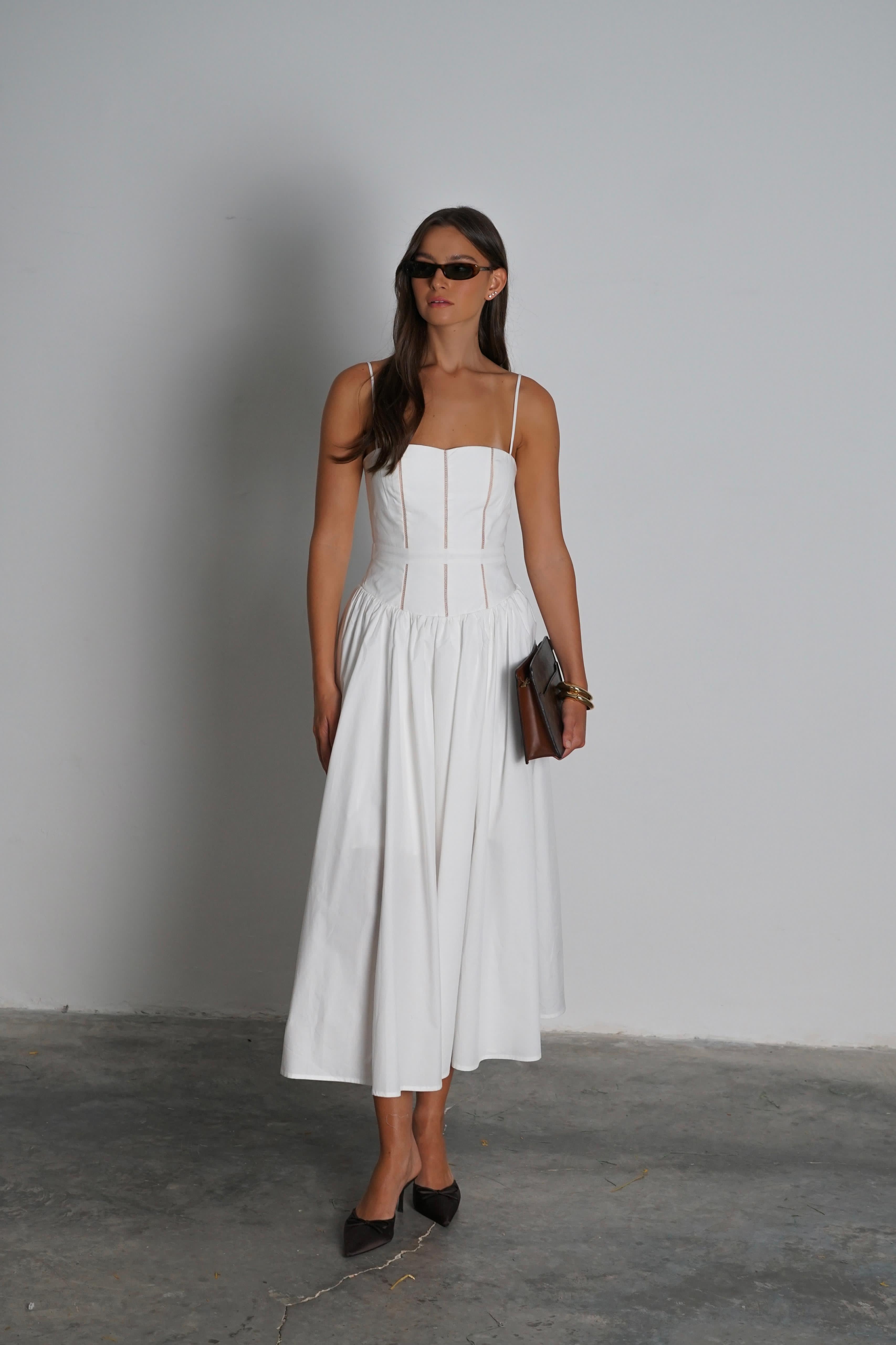 שמלת לומברד לבן