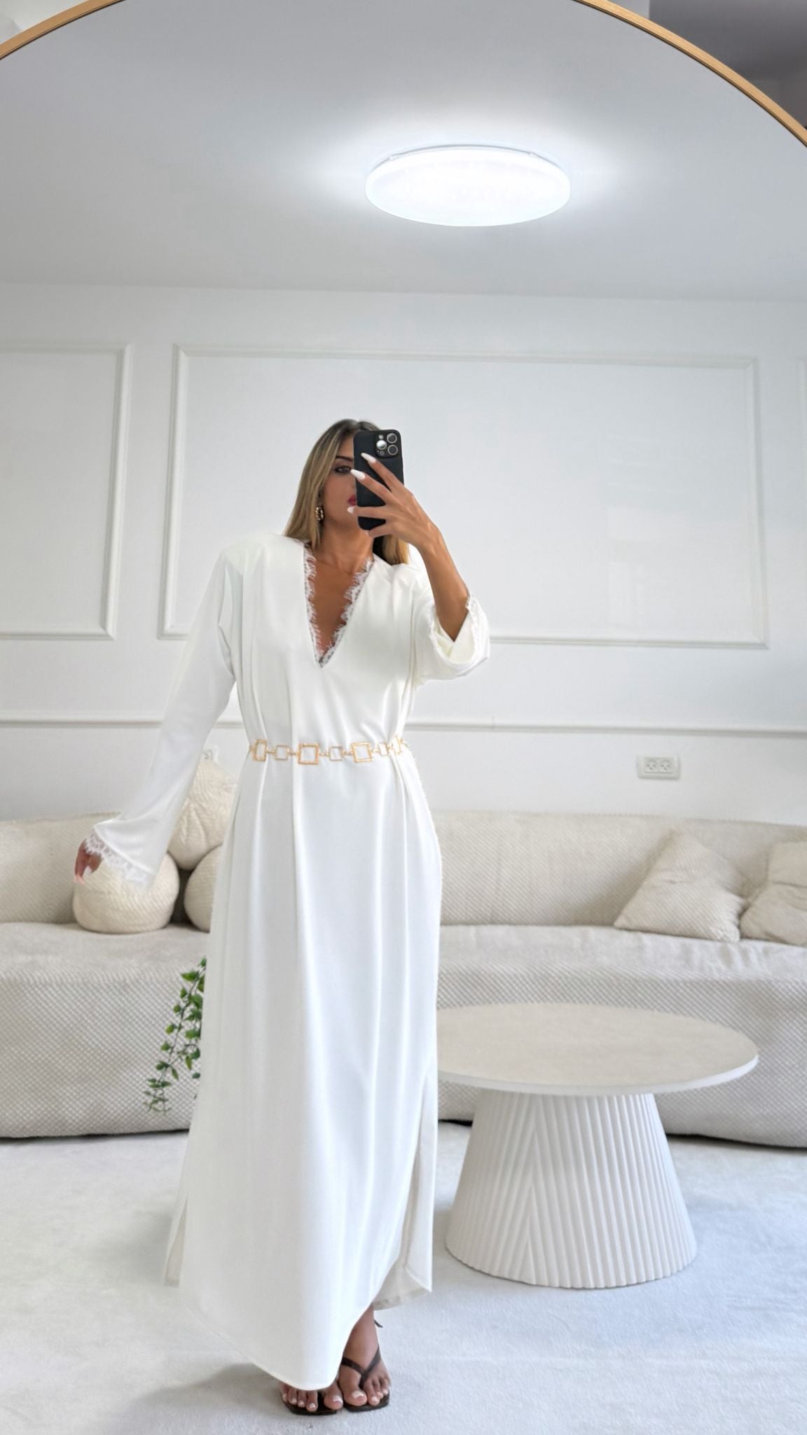 שמלת אלינור לבן