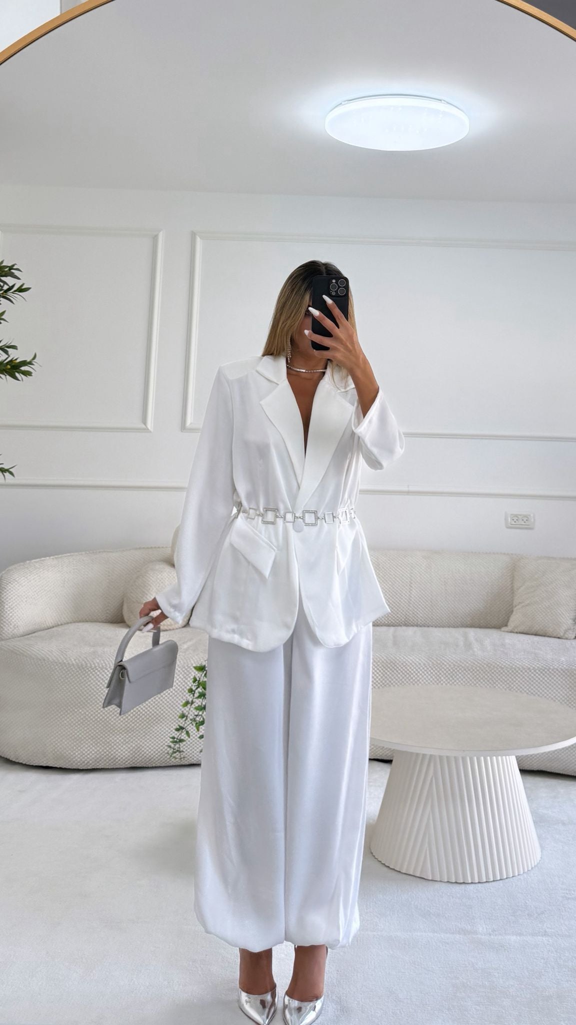 חליפת נויה לבן