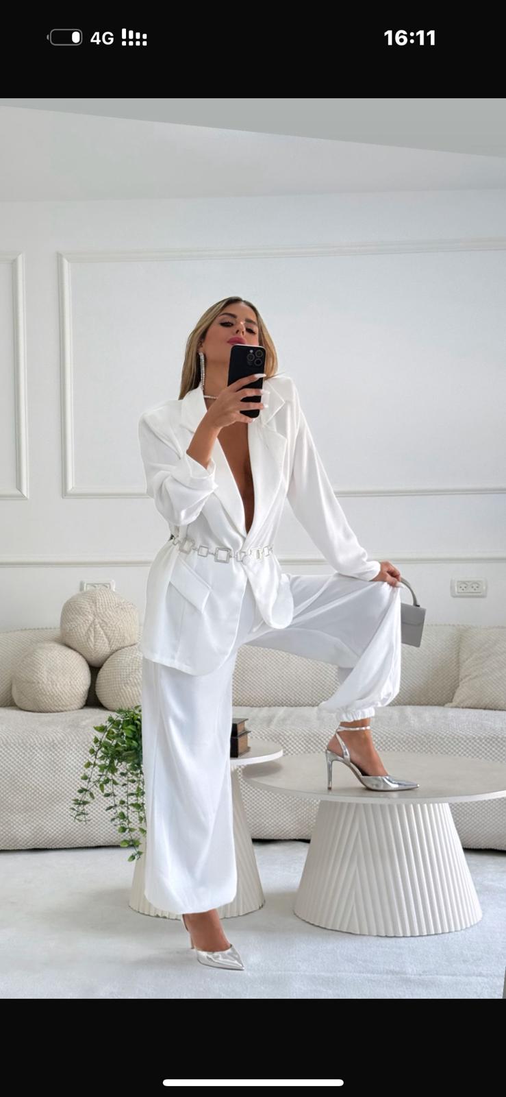 חליפת נויה לבן