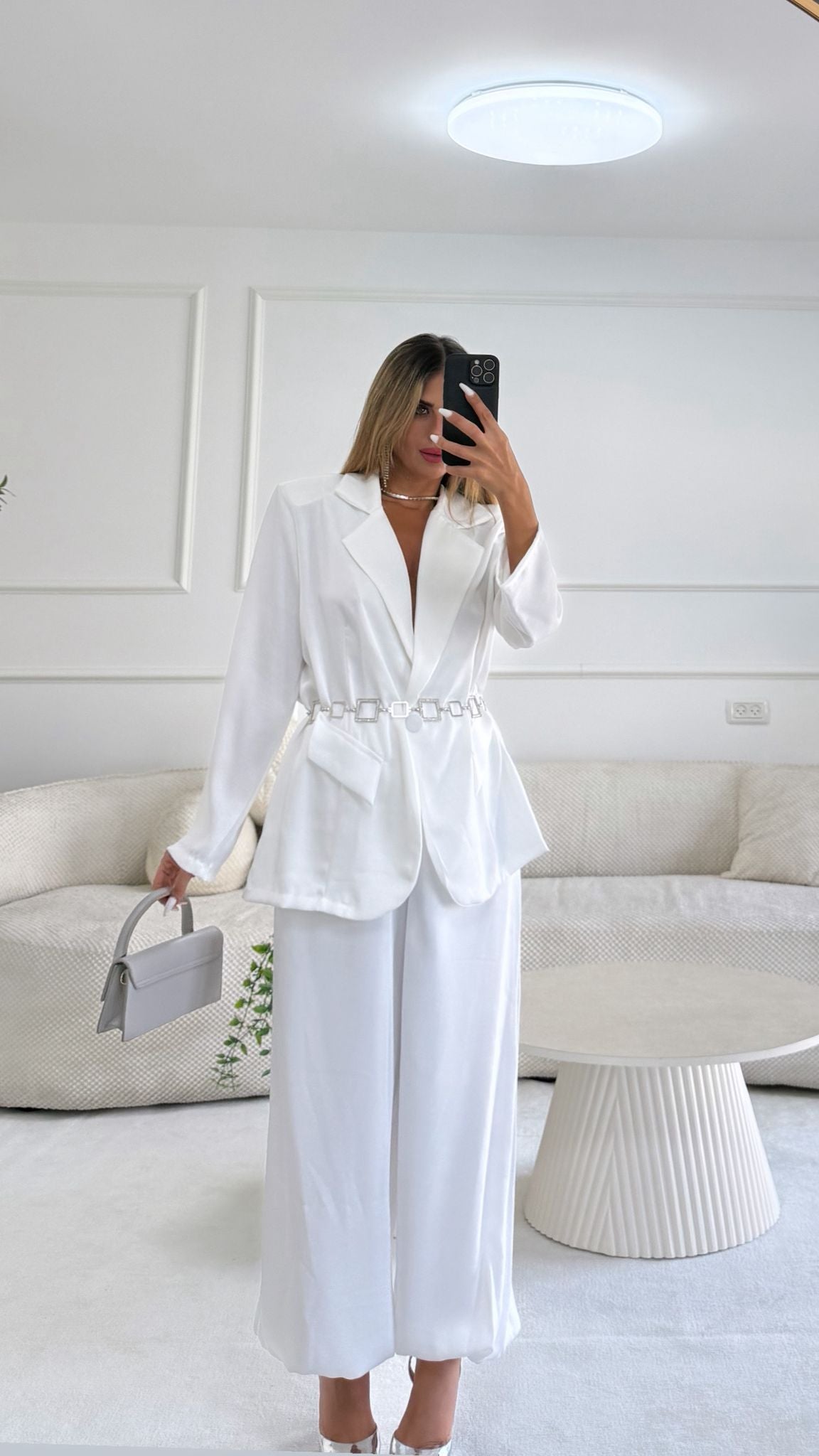 חליפת נויה לבן