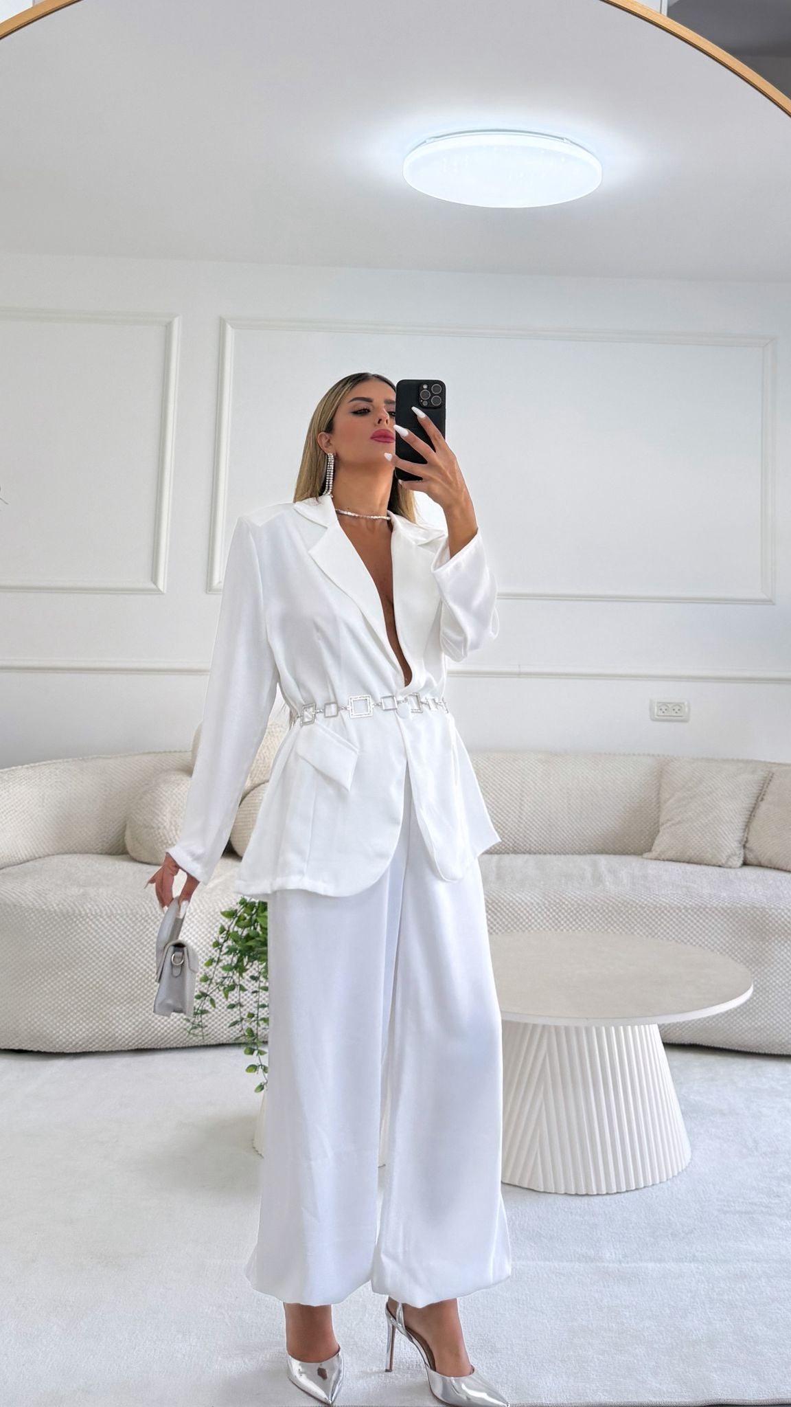 חליפת נויה לבן