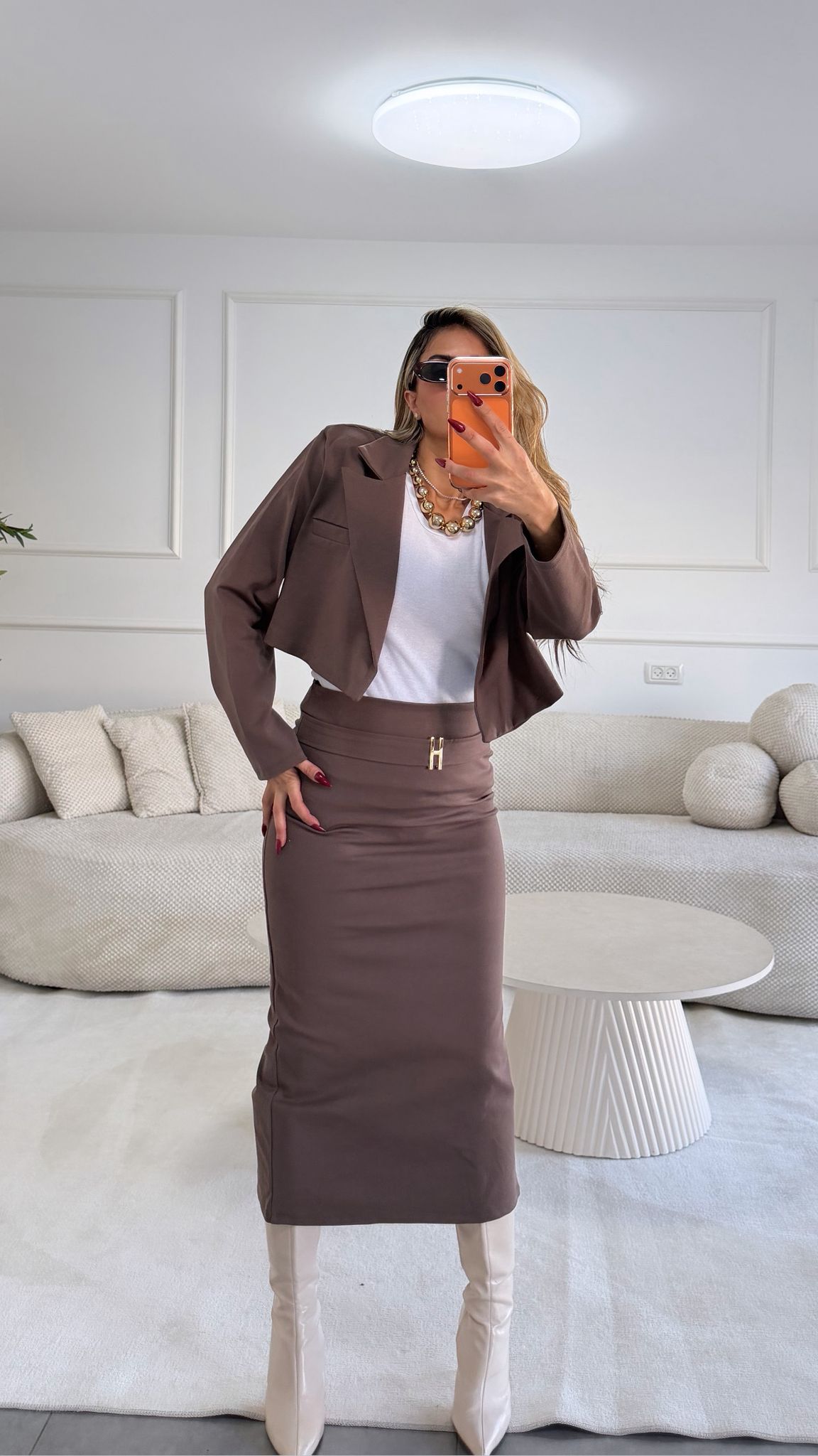 חליפת חצאית