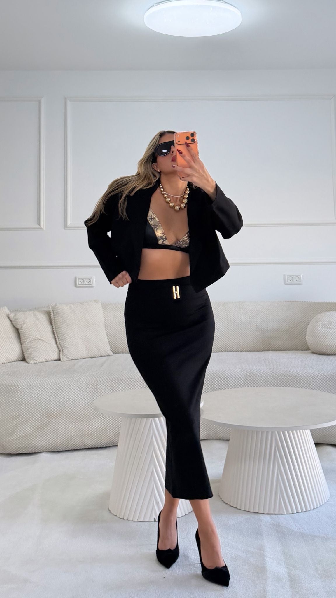 חליפת חצאית