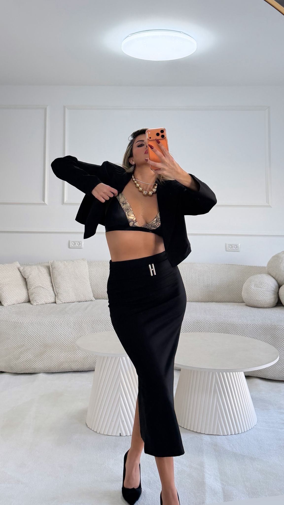 חליפת חצאית