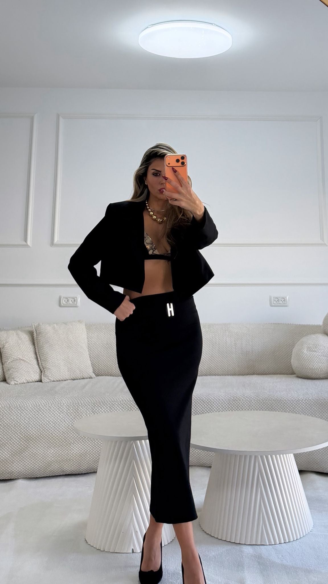 חליפת חצאית