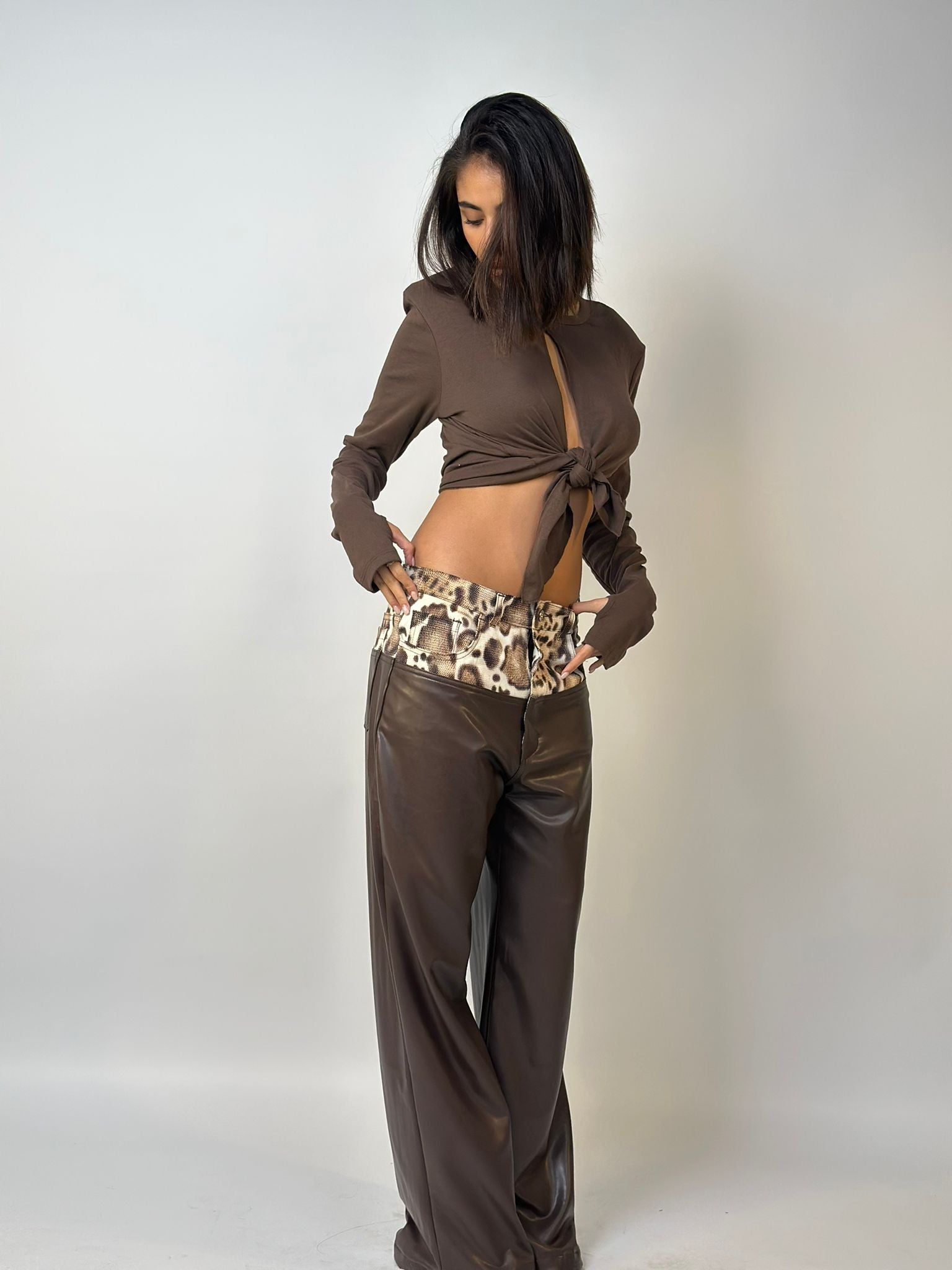 קרופ שוני חום