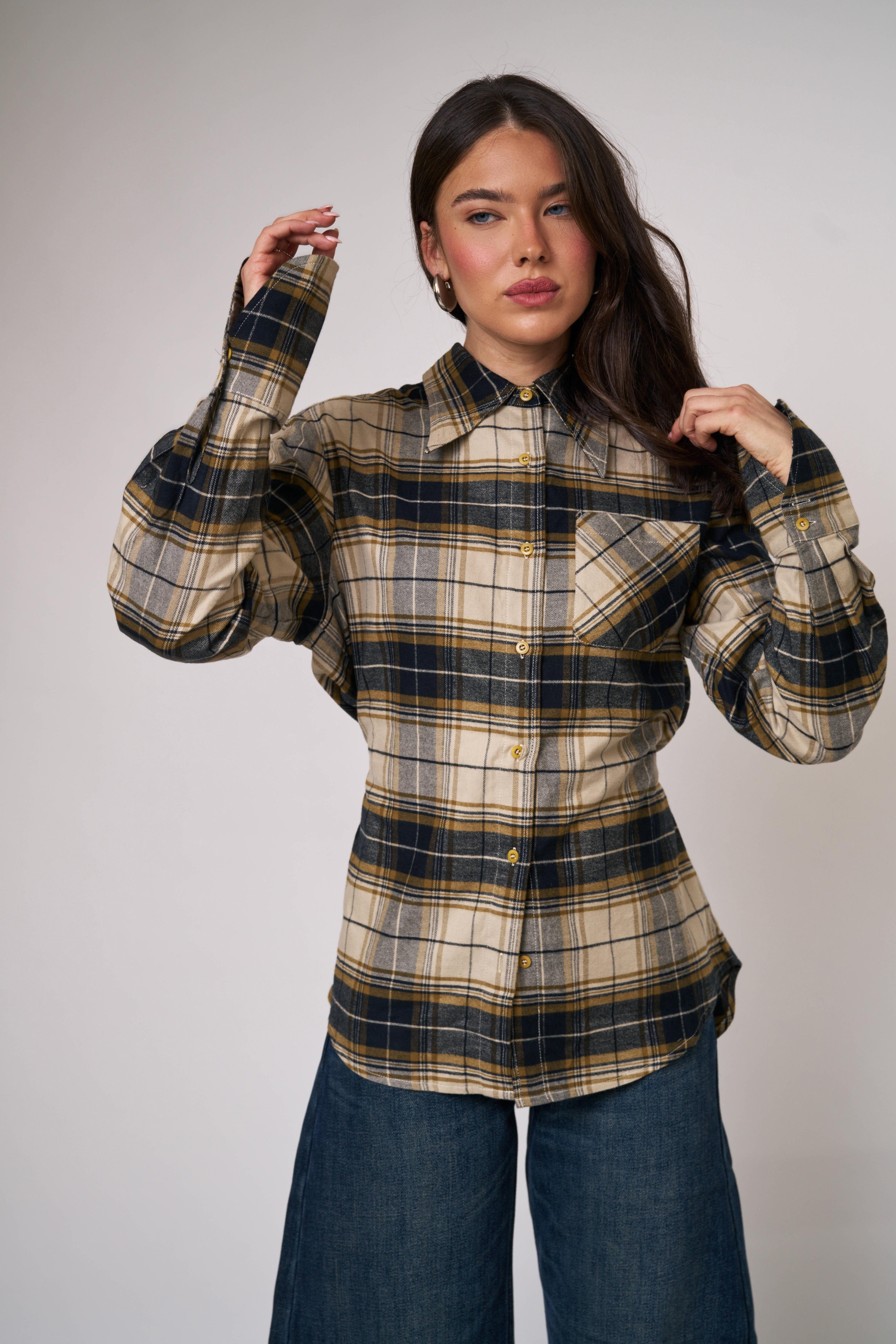 מכופתרת שייה