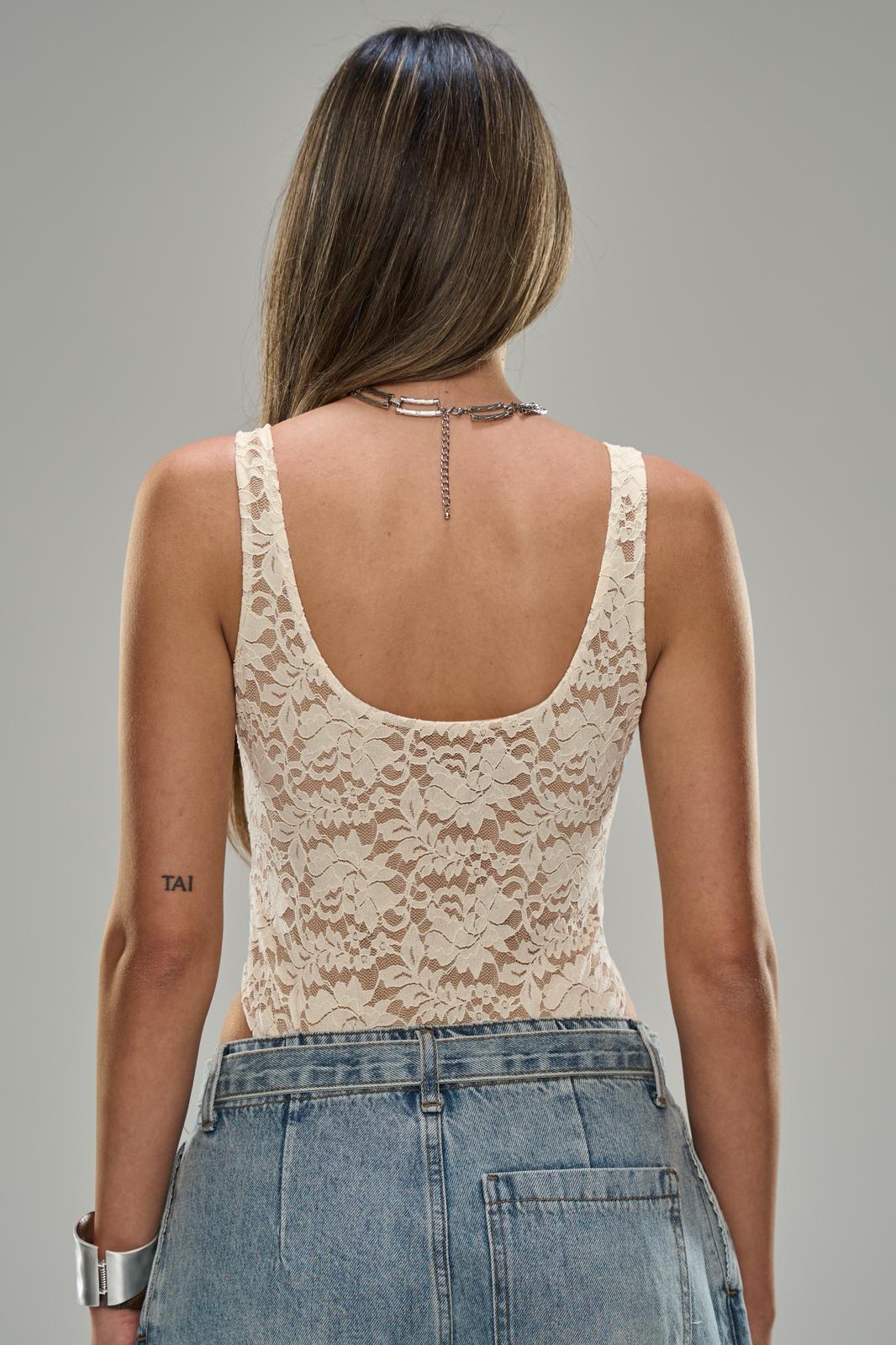 בגד גוף טיילור