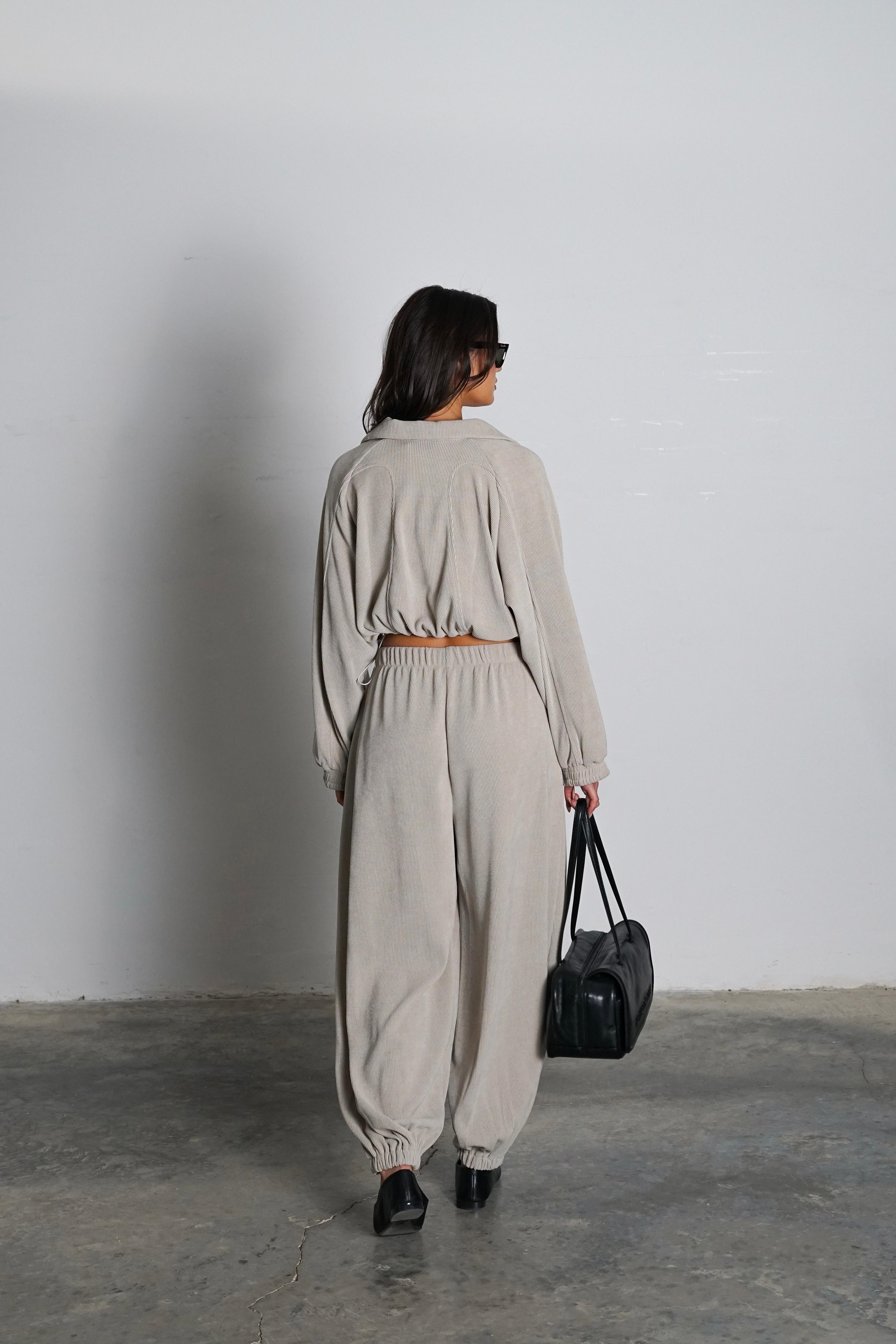 חליפת ריטרי קורדרוי