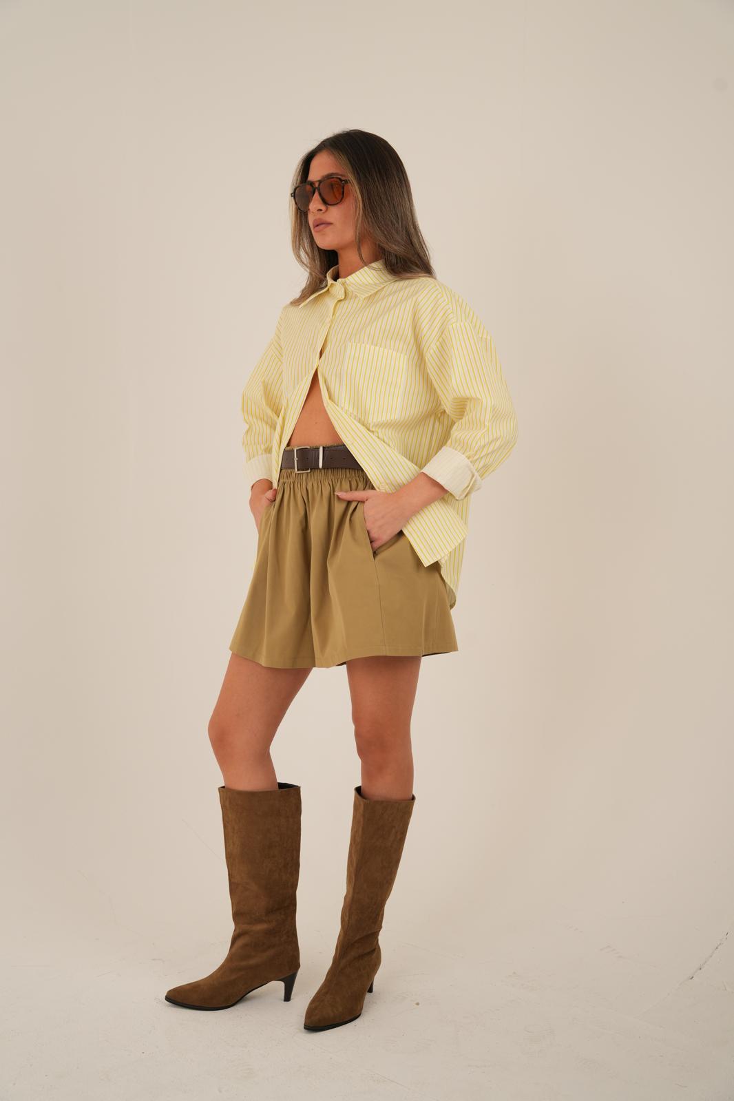 חולצת מוניקה