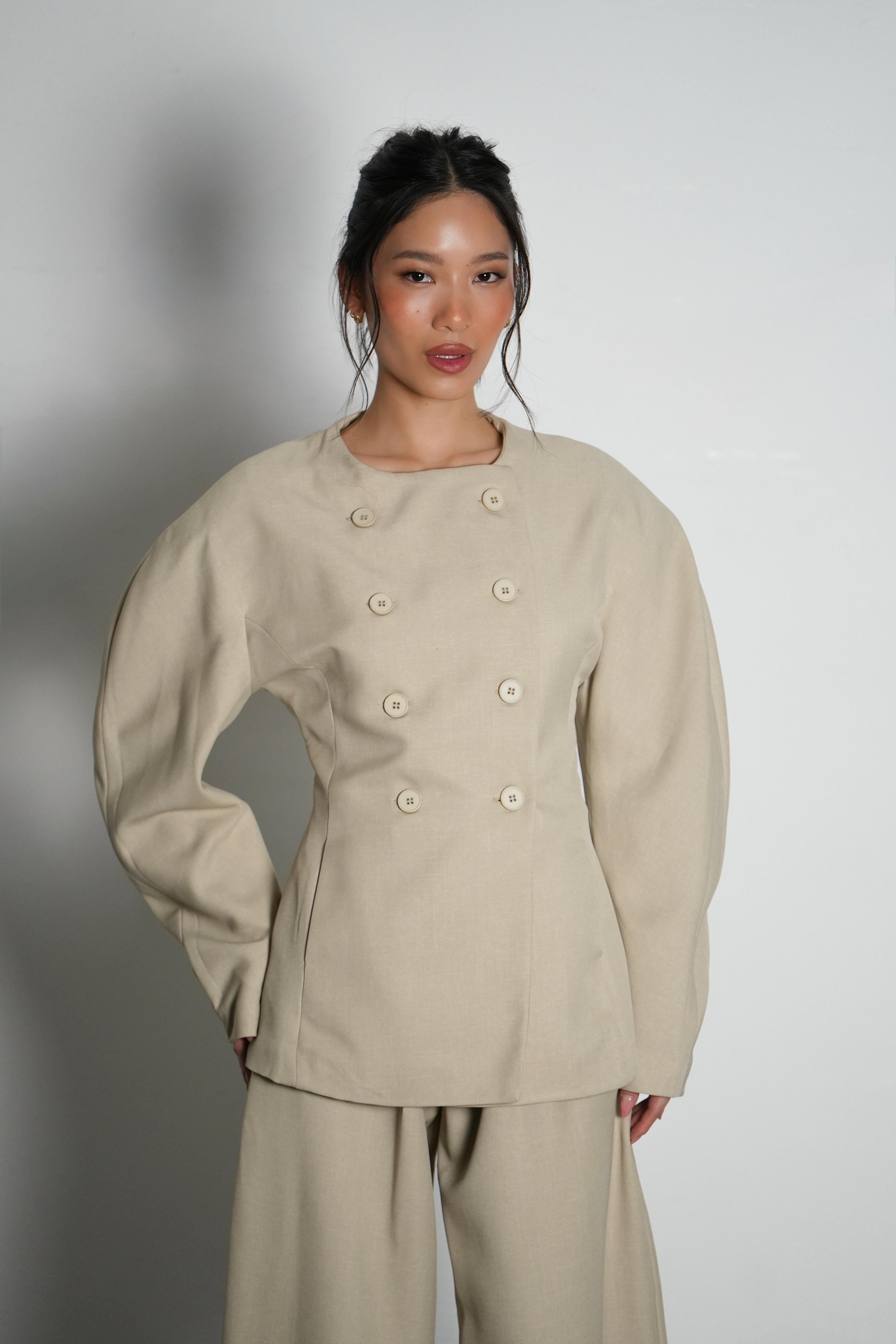 חליפת אופיליה