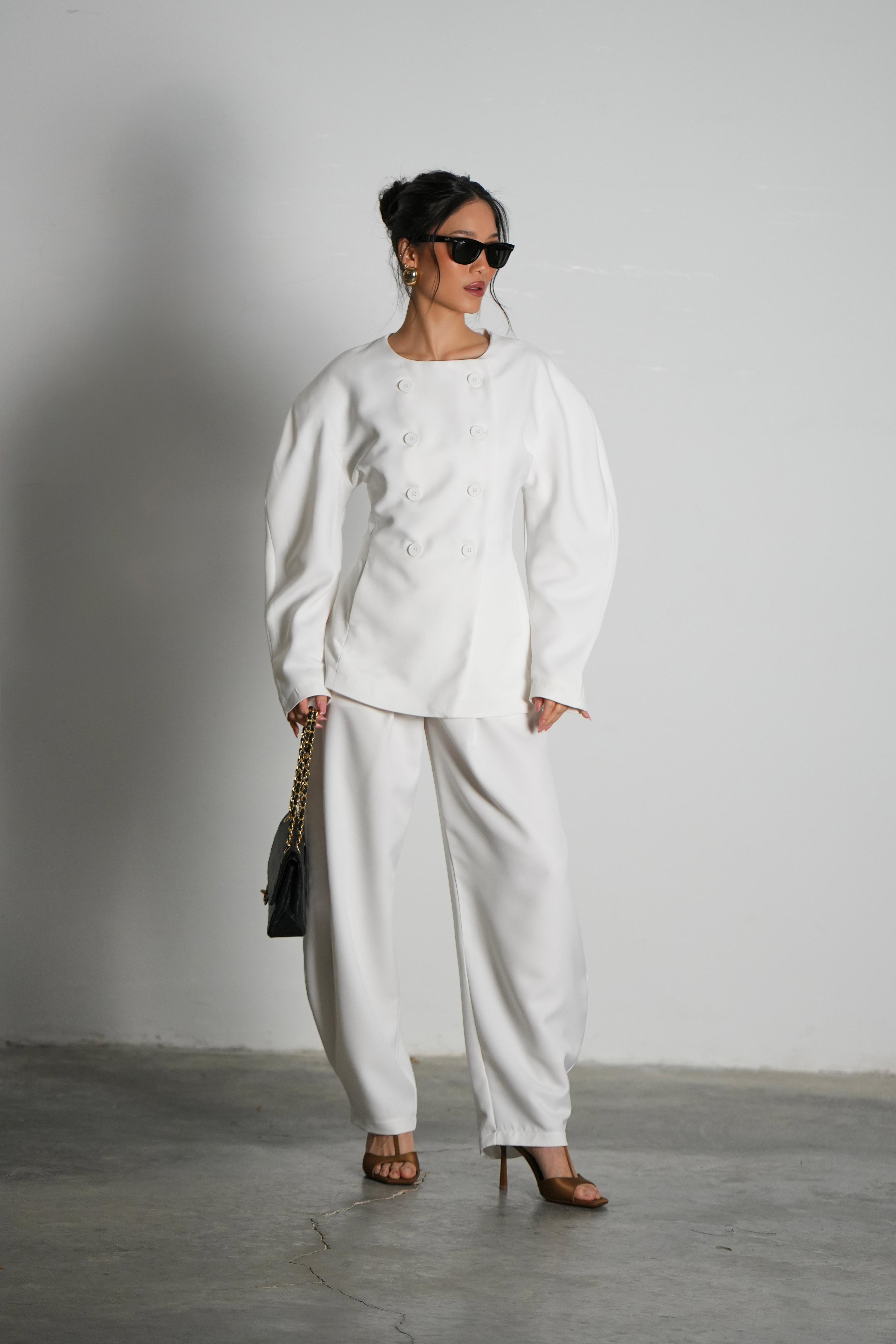 חליפת אופיליה