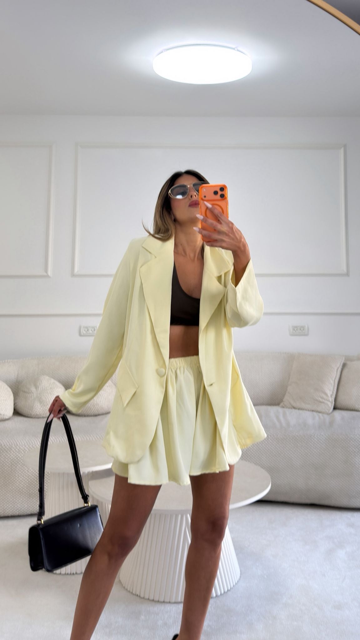 חליפת נירית