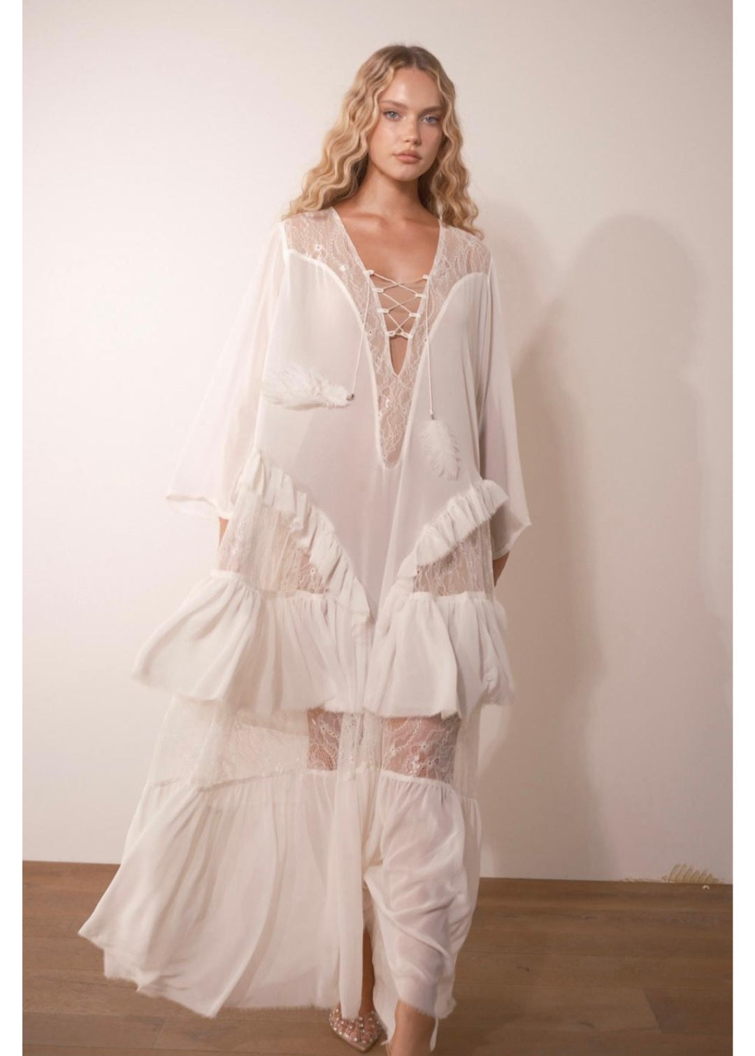 שמלת לייט לבן