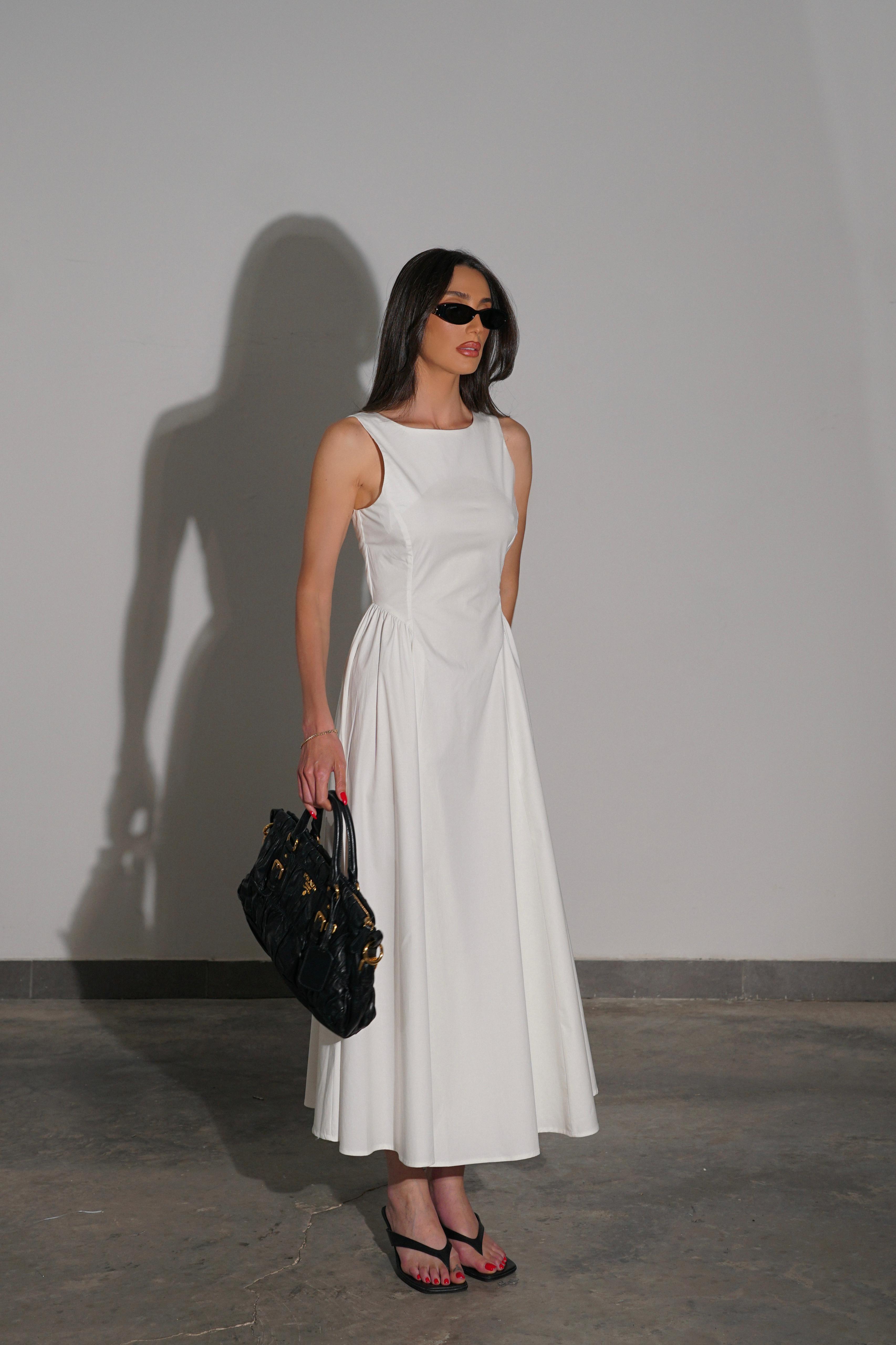 שמלת דנטה לבן