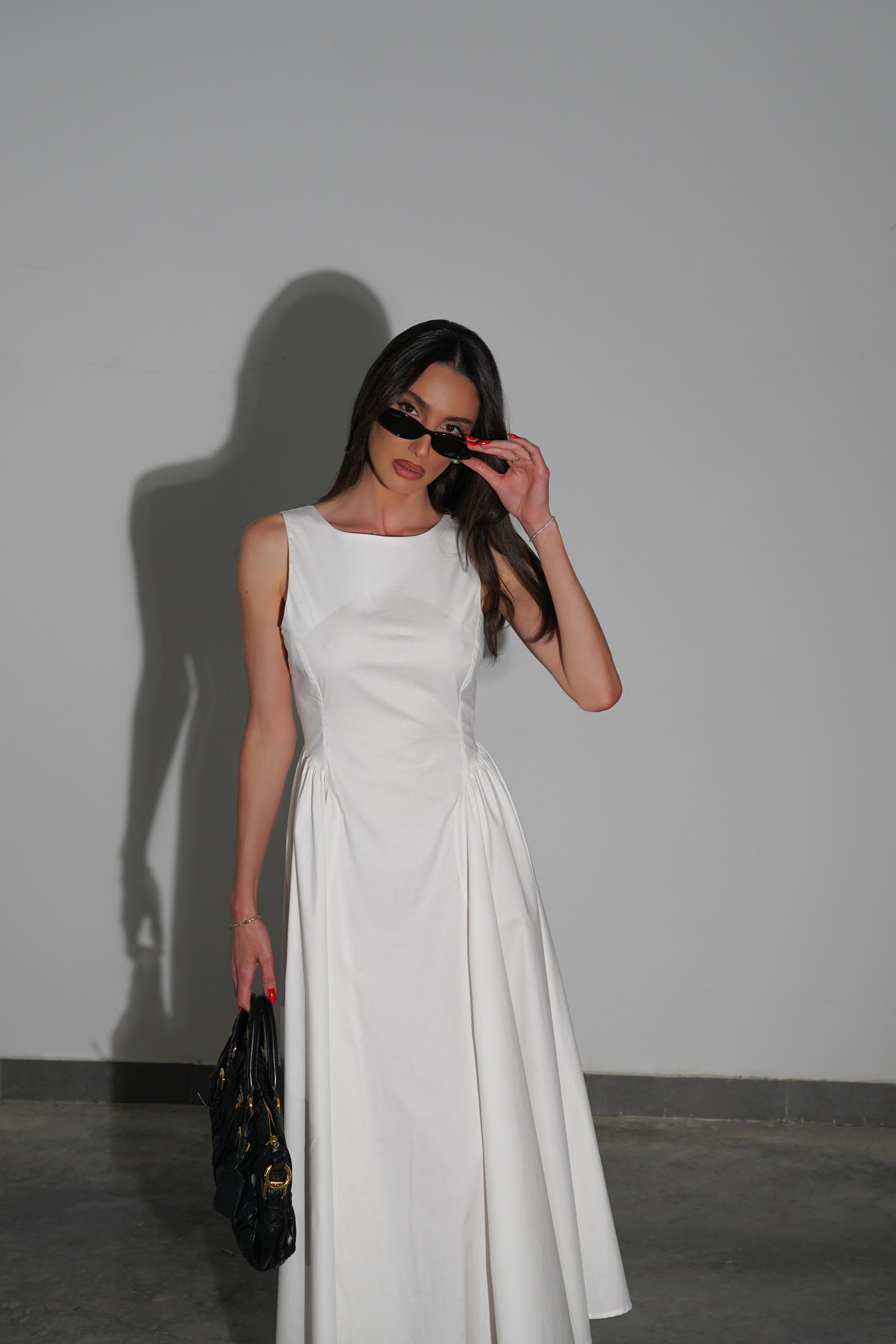 שמלת דנטה לבן