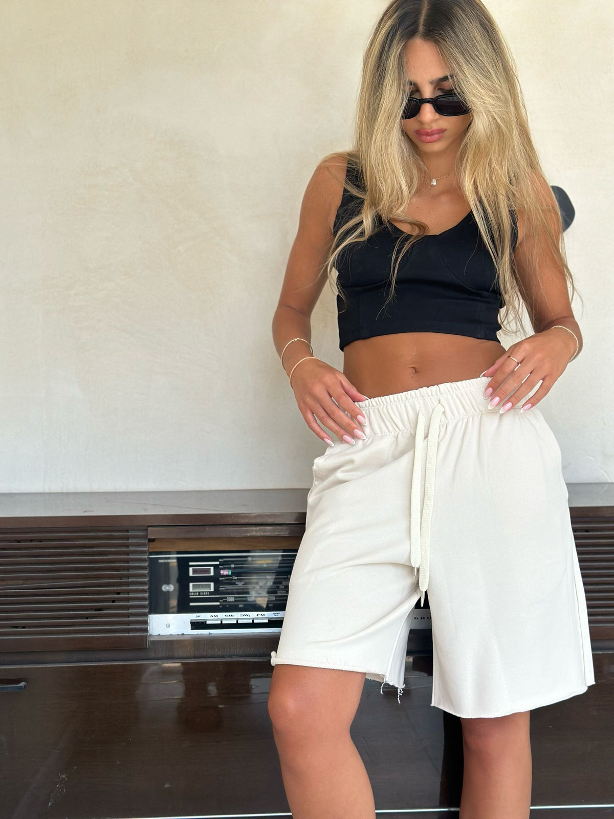 ברמודה שירי אבן