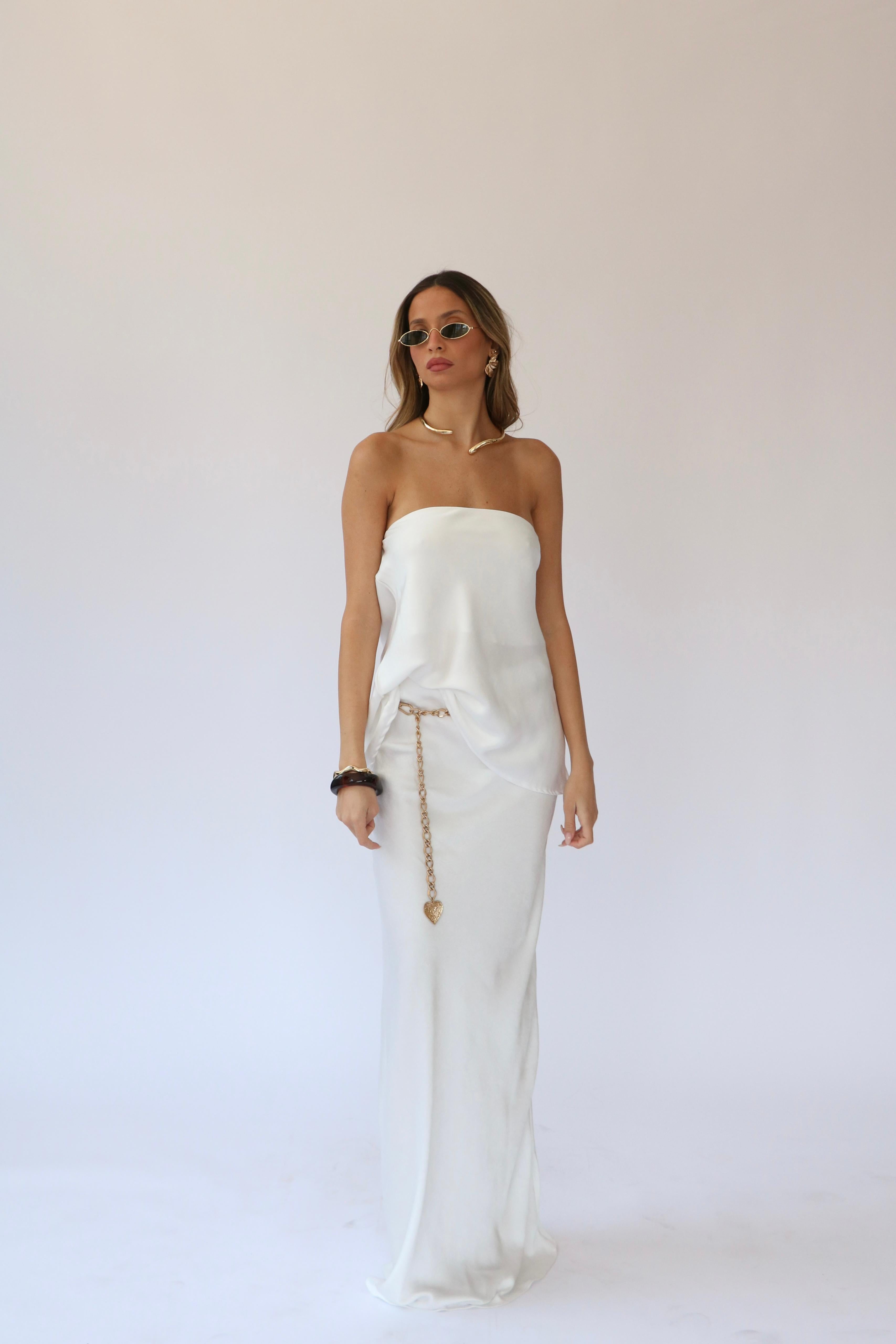 חליפת מריולנה לבן