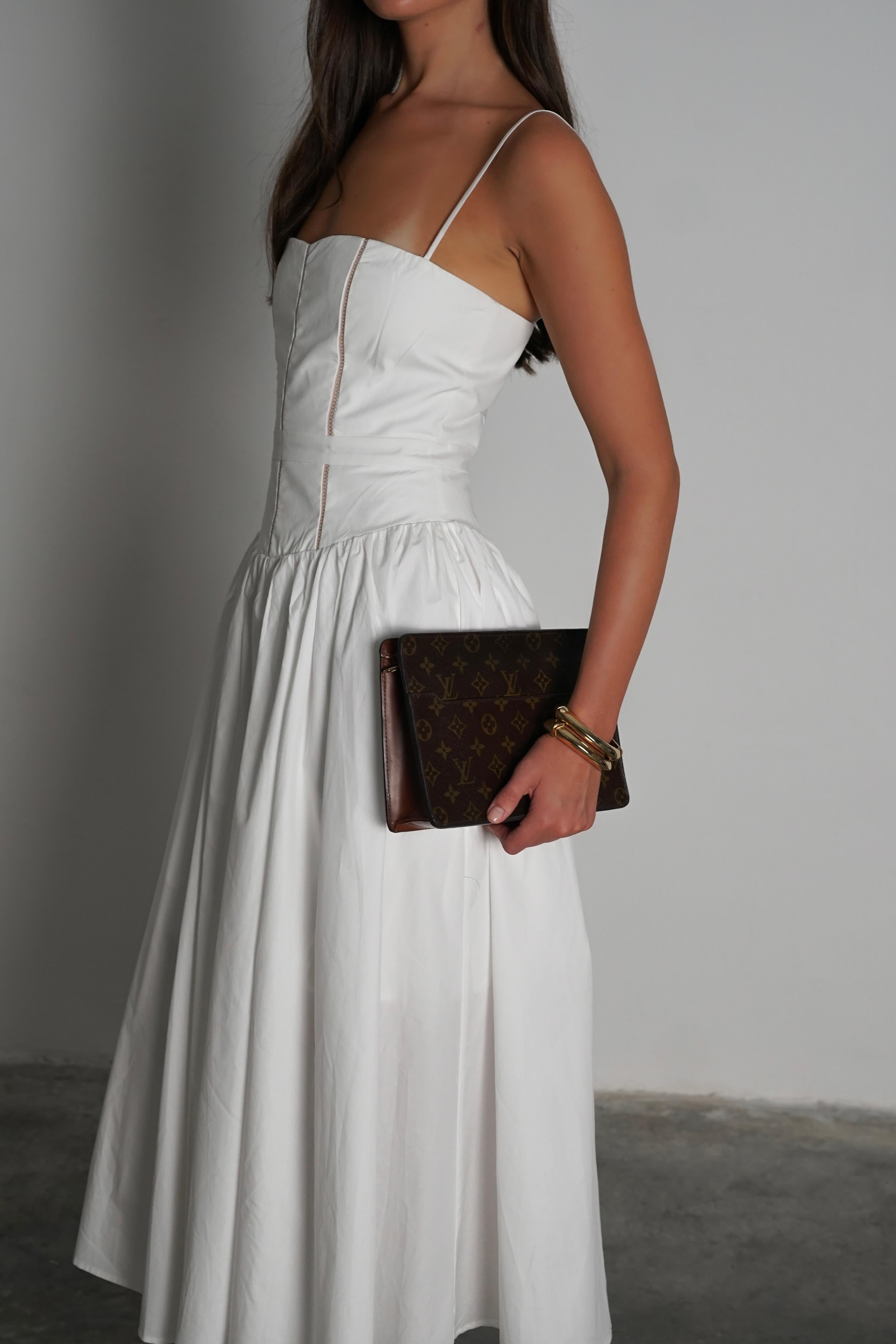 שמלת לומברד לבן