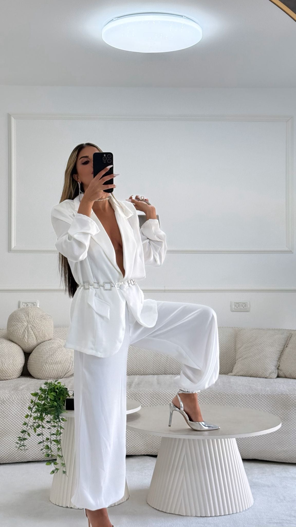 חליפת נויה לבן