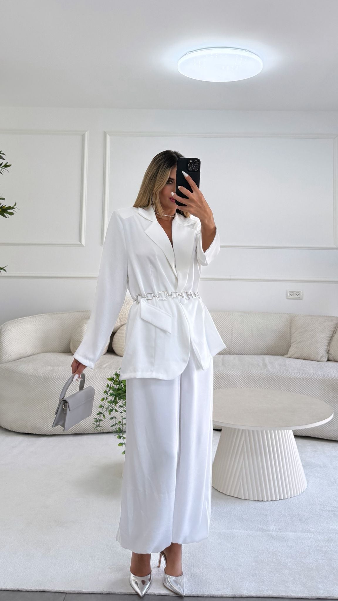 חליפת נויה לבן