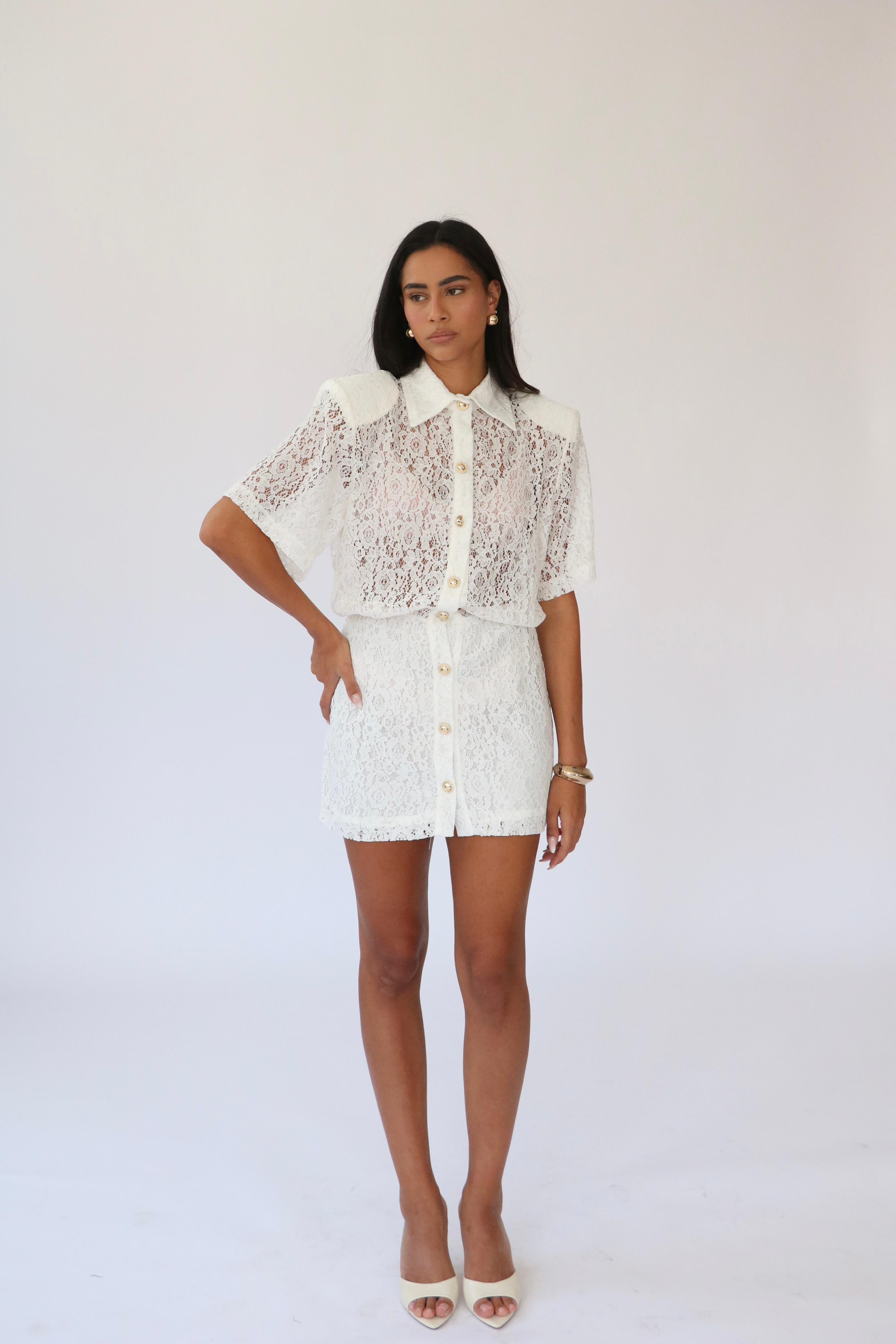 שמלת יאנה לבן