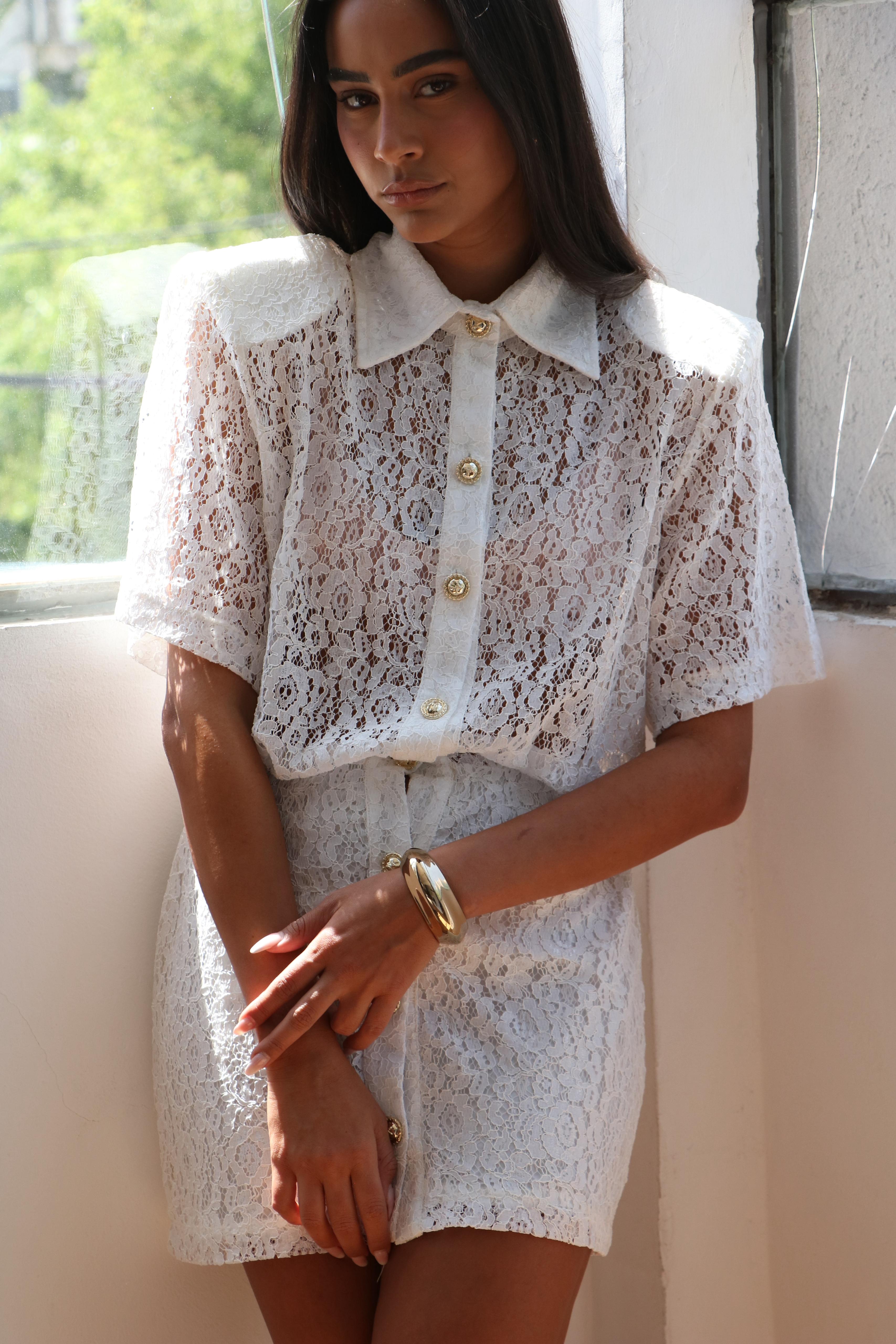 שמלת יאנה לבן