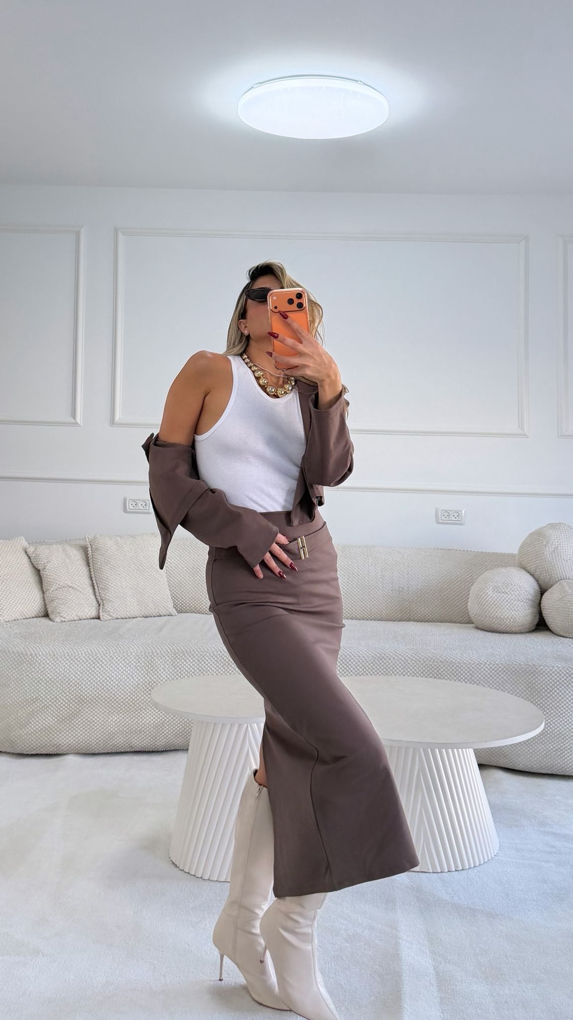 חליפת חצאית