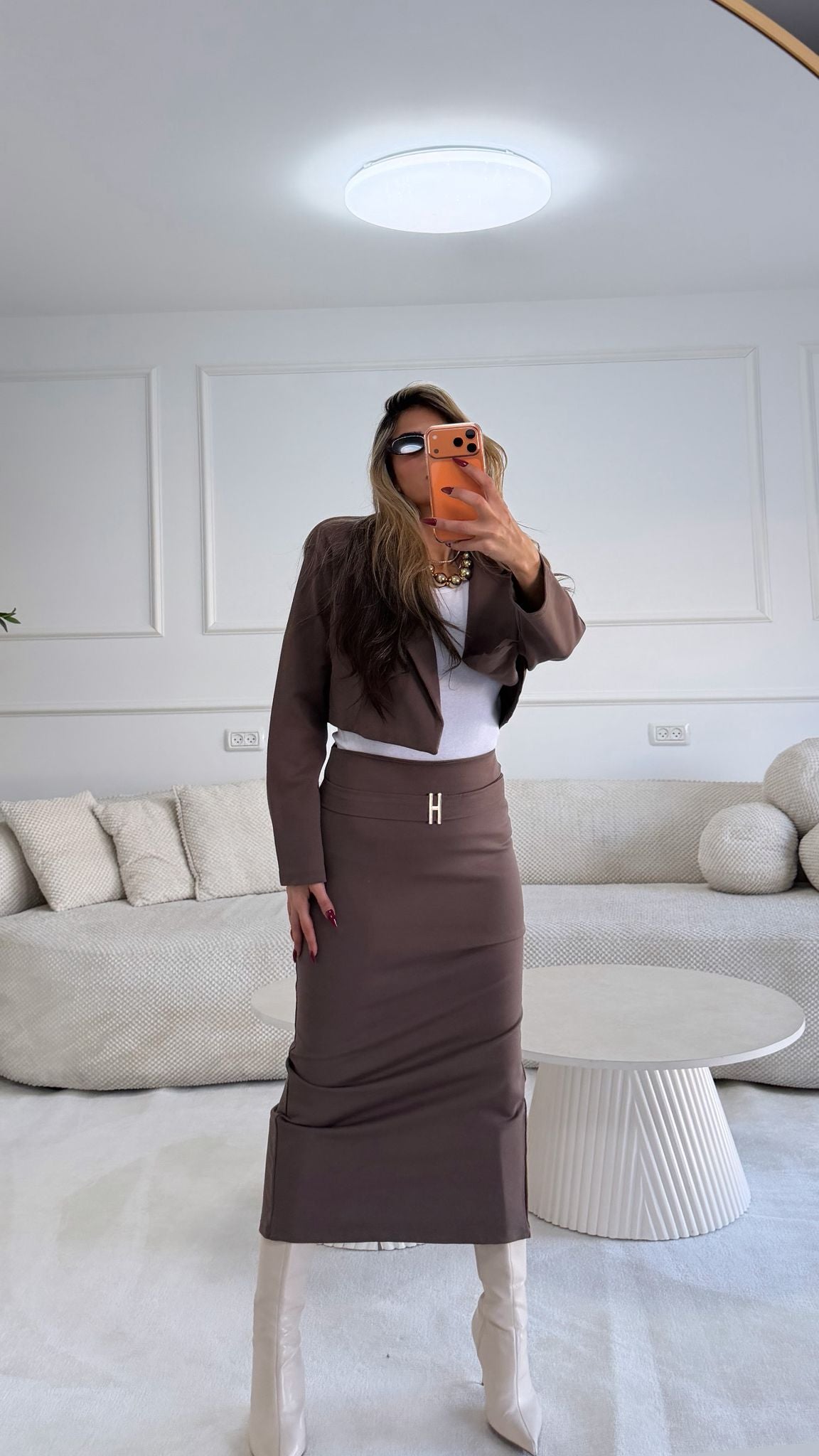 חליפת חצאית