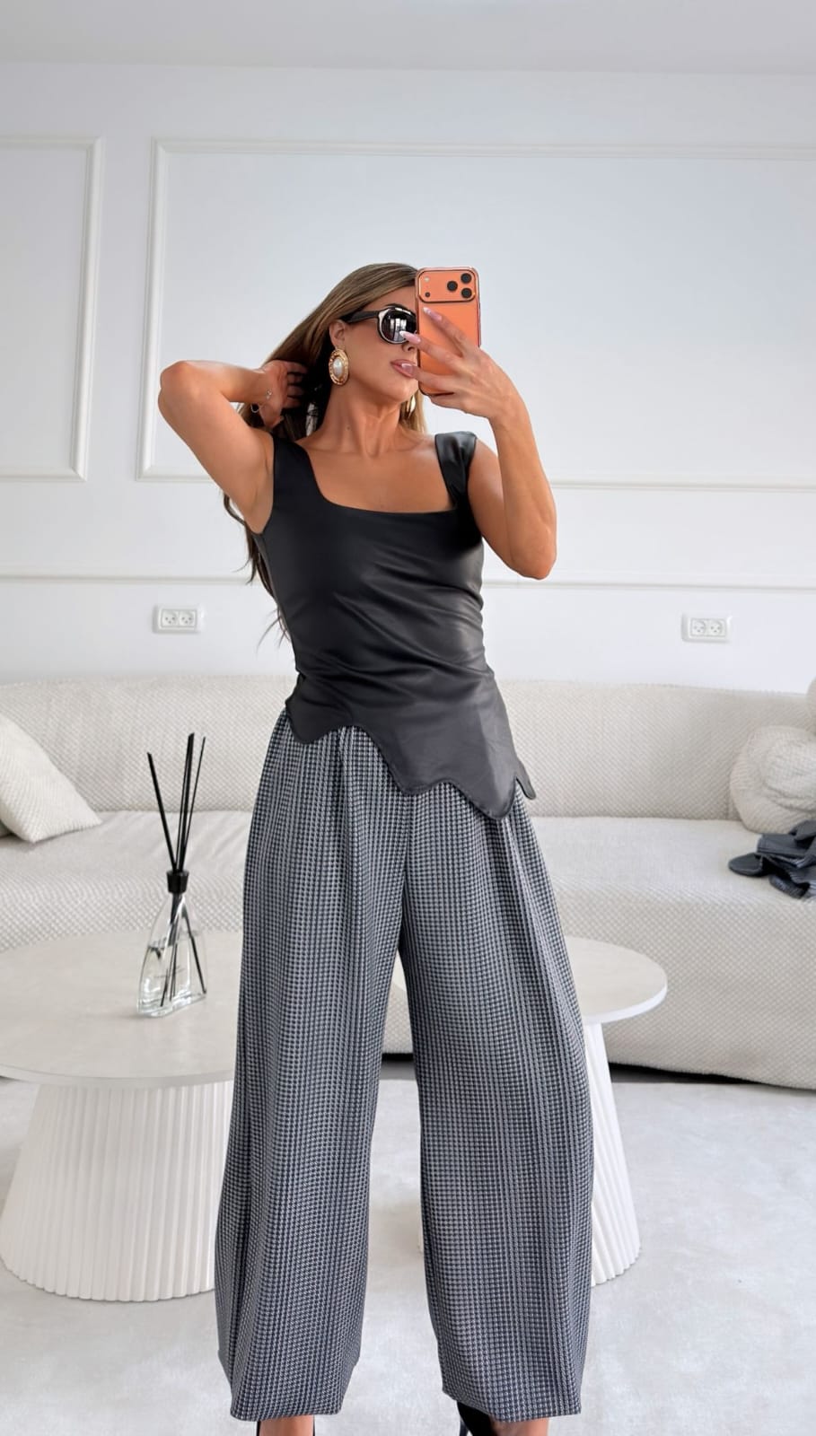 גופיה דמוי עור