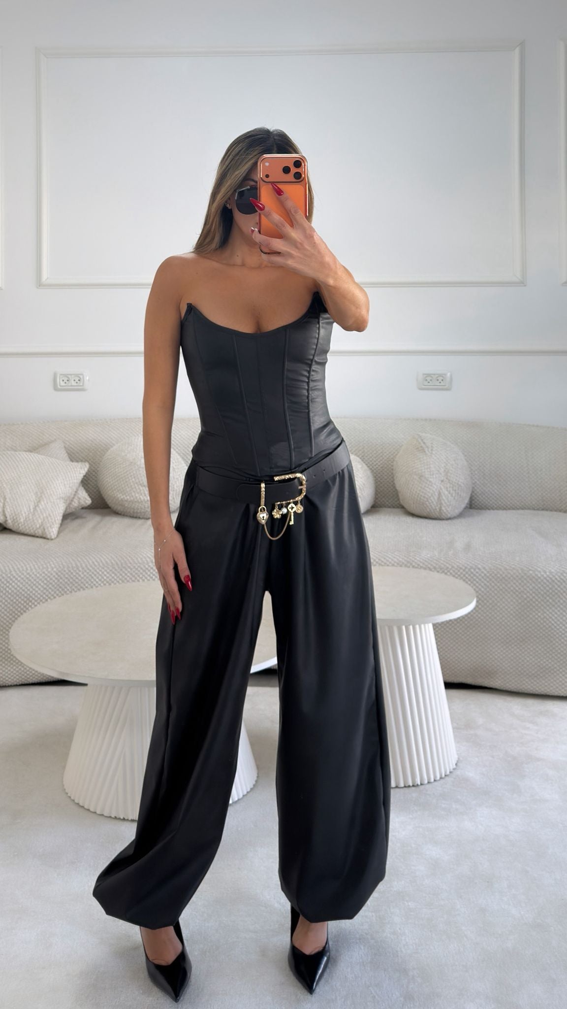 מחוך דמוי עור