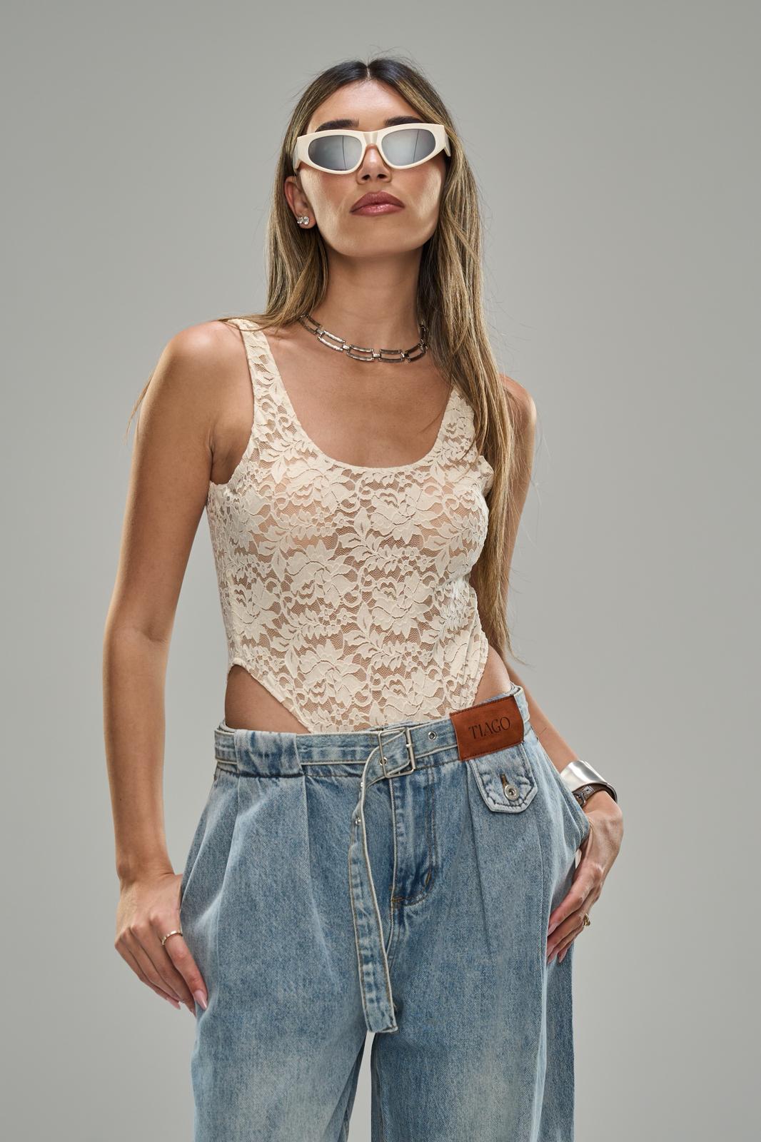 בגד גוף טיילור