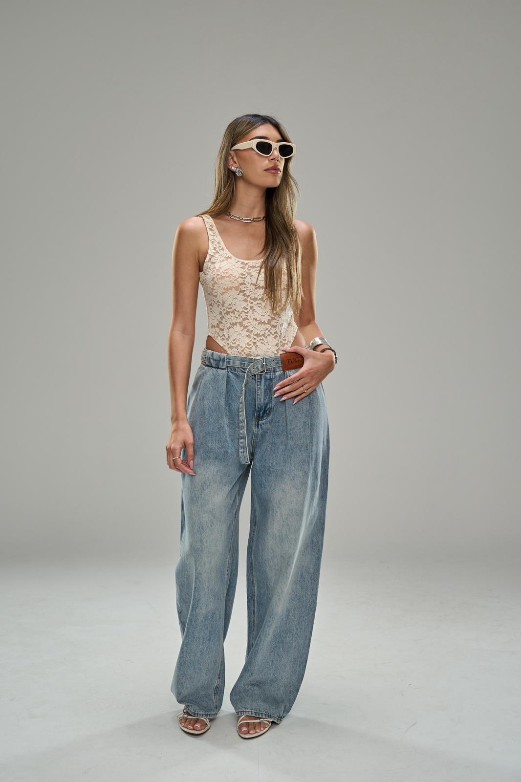 בגד גוף טיילור