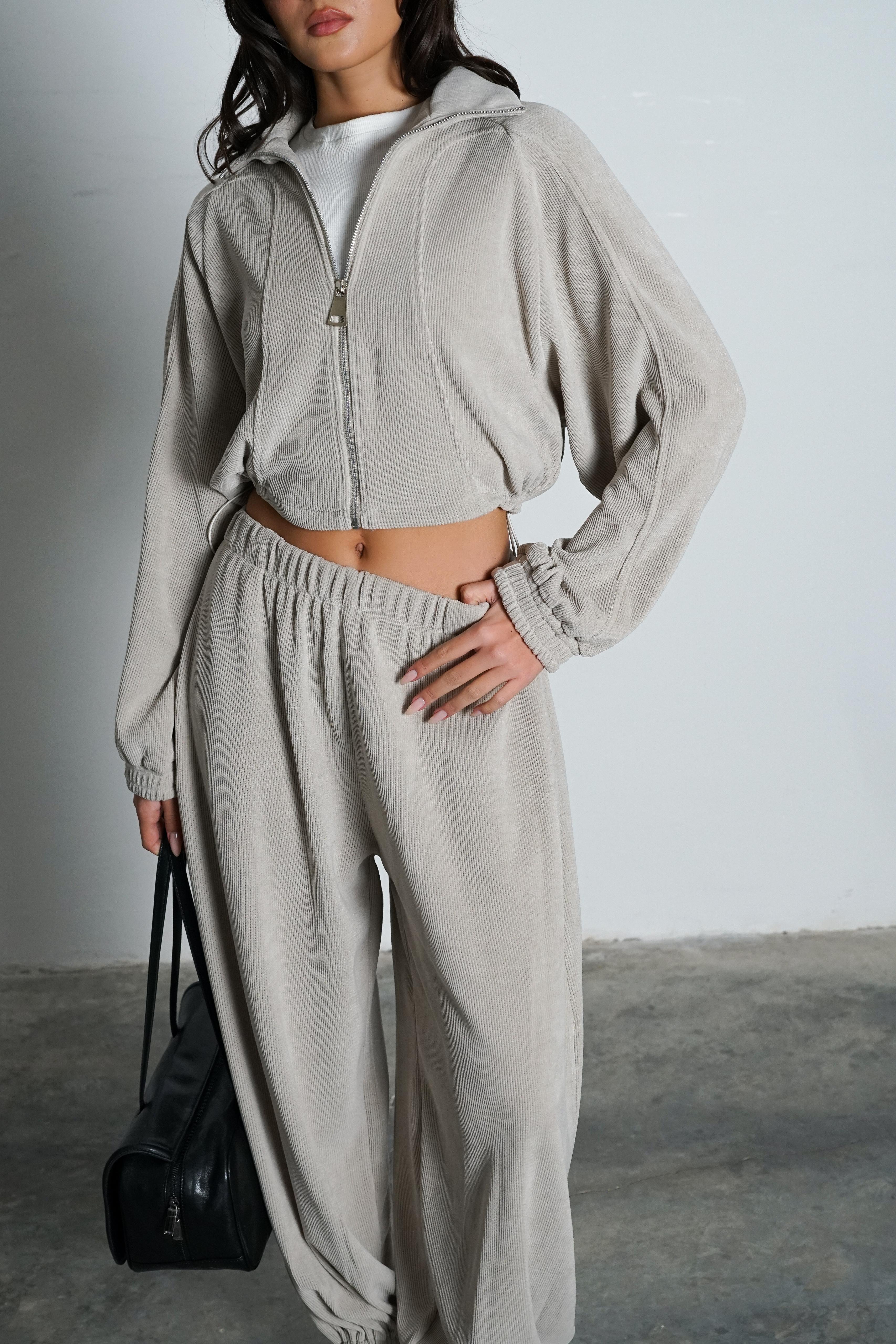 חליפת ריטרי קורדרוי