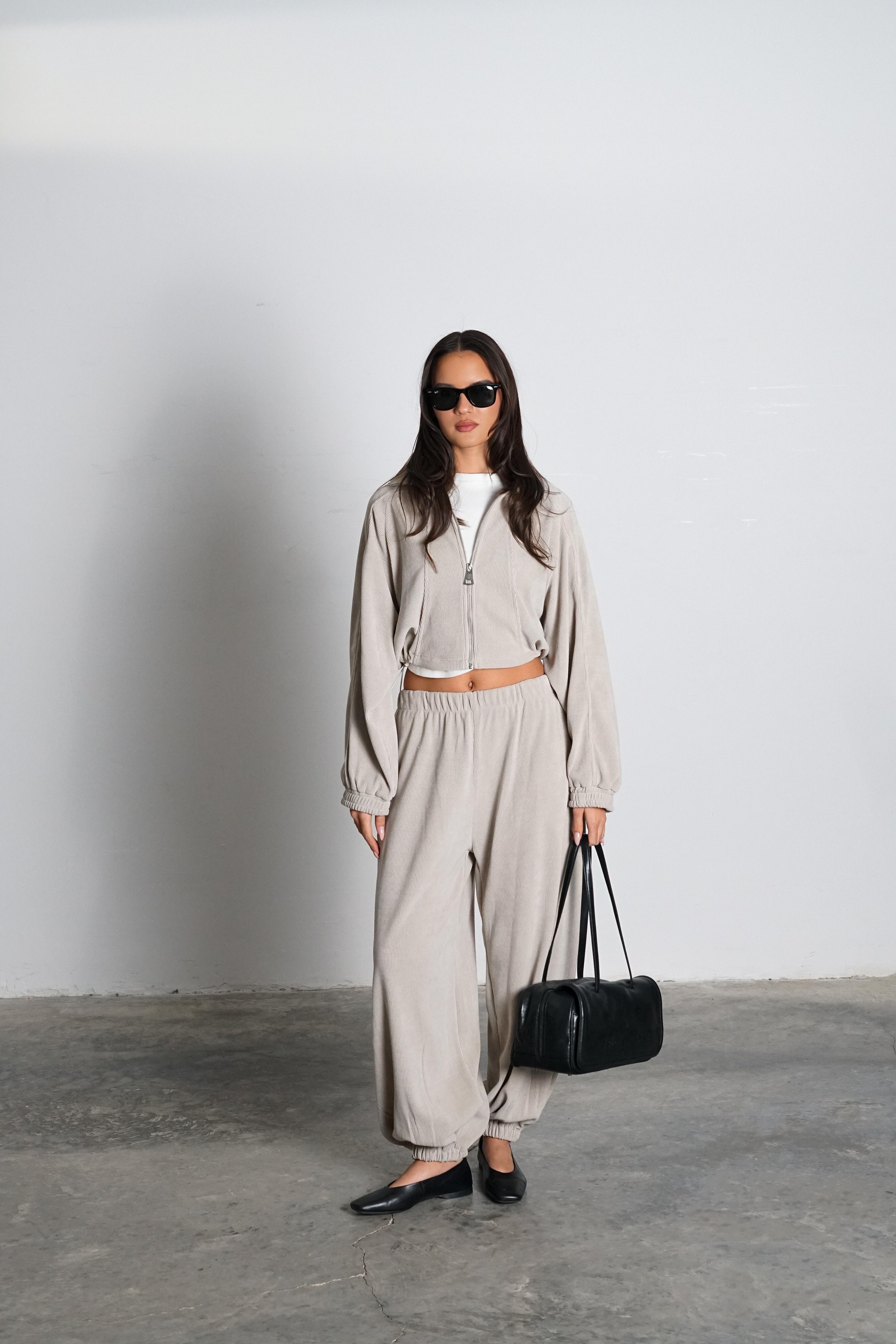 חליפת ריטרי קורדרוי