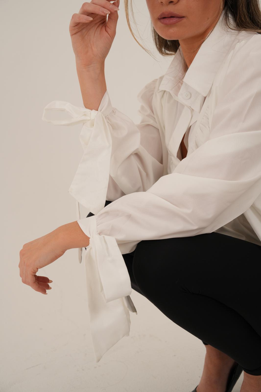 חולצת מיכאלה