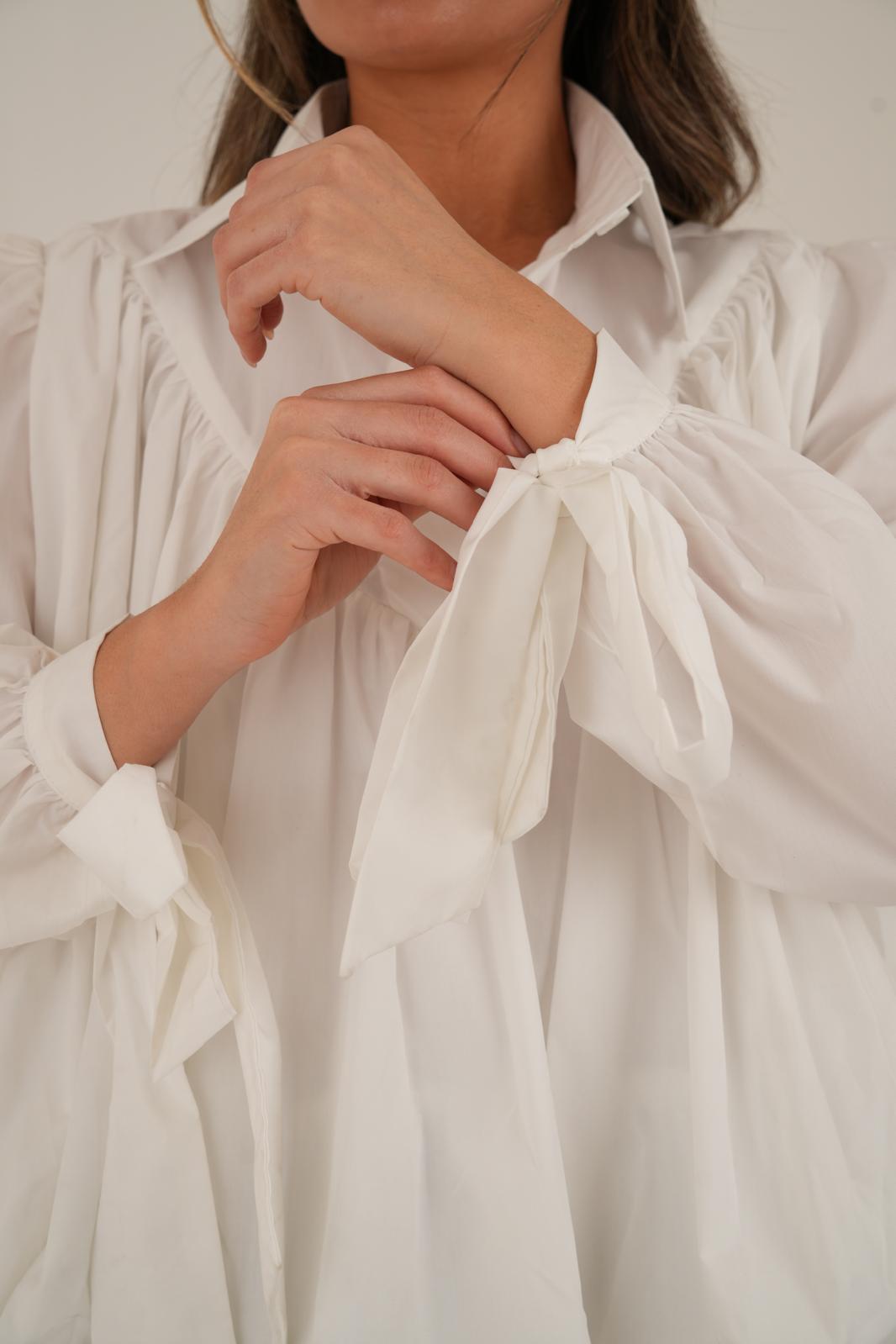 חולצת מיכאלה