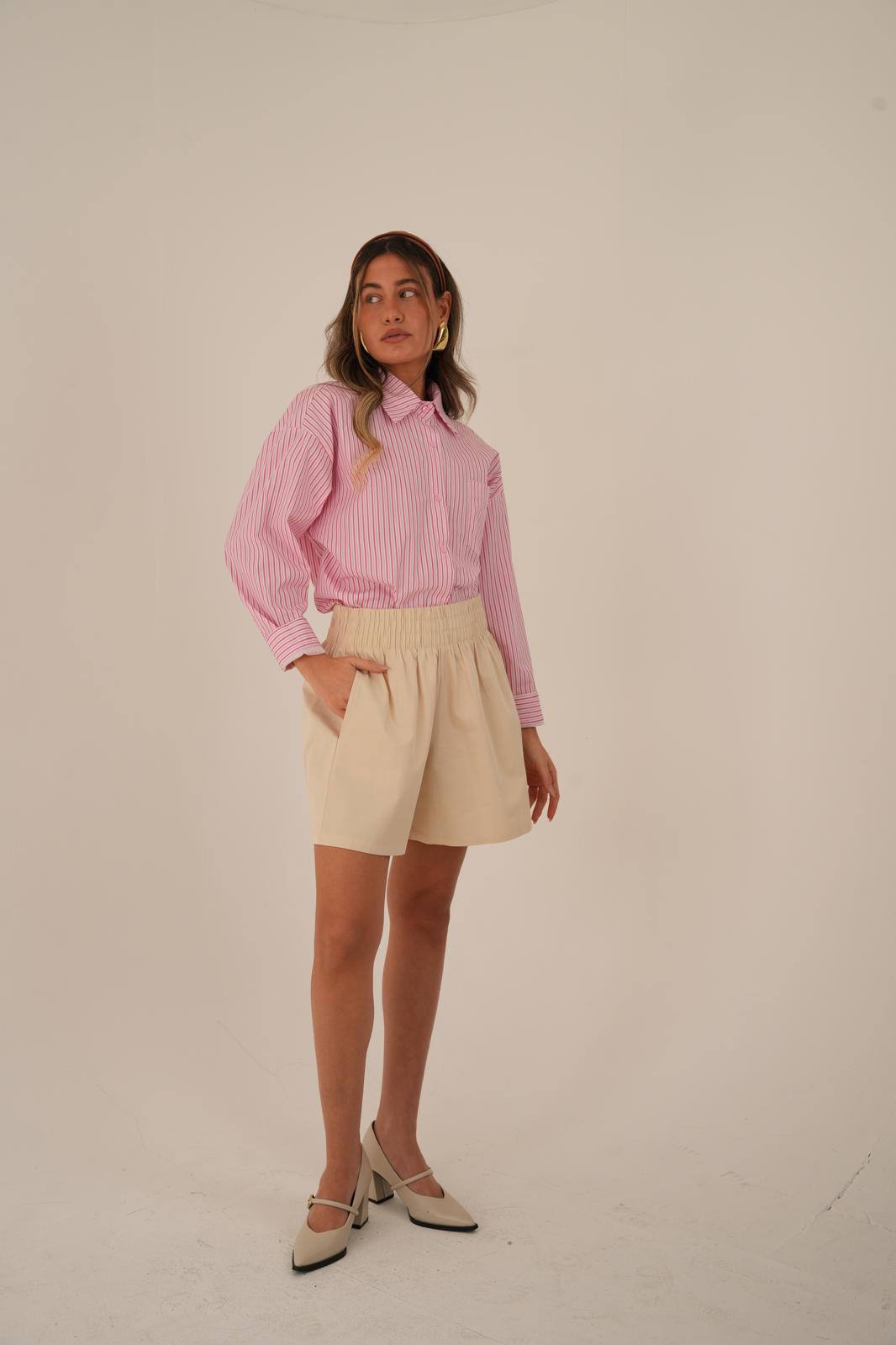 חולצת מוניקה