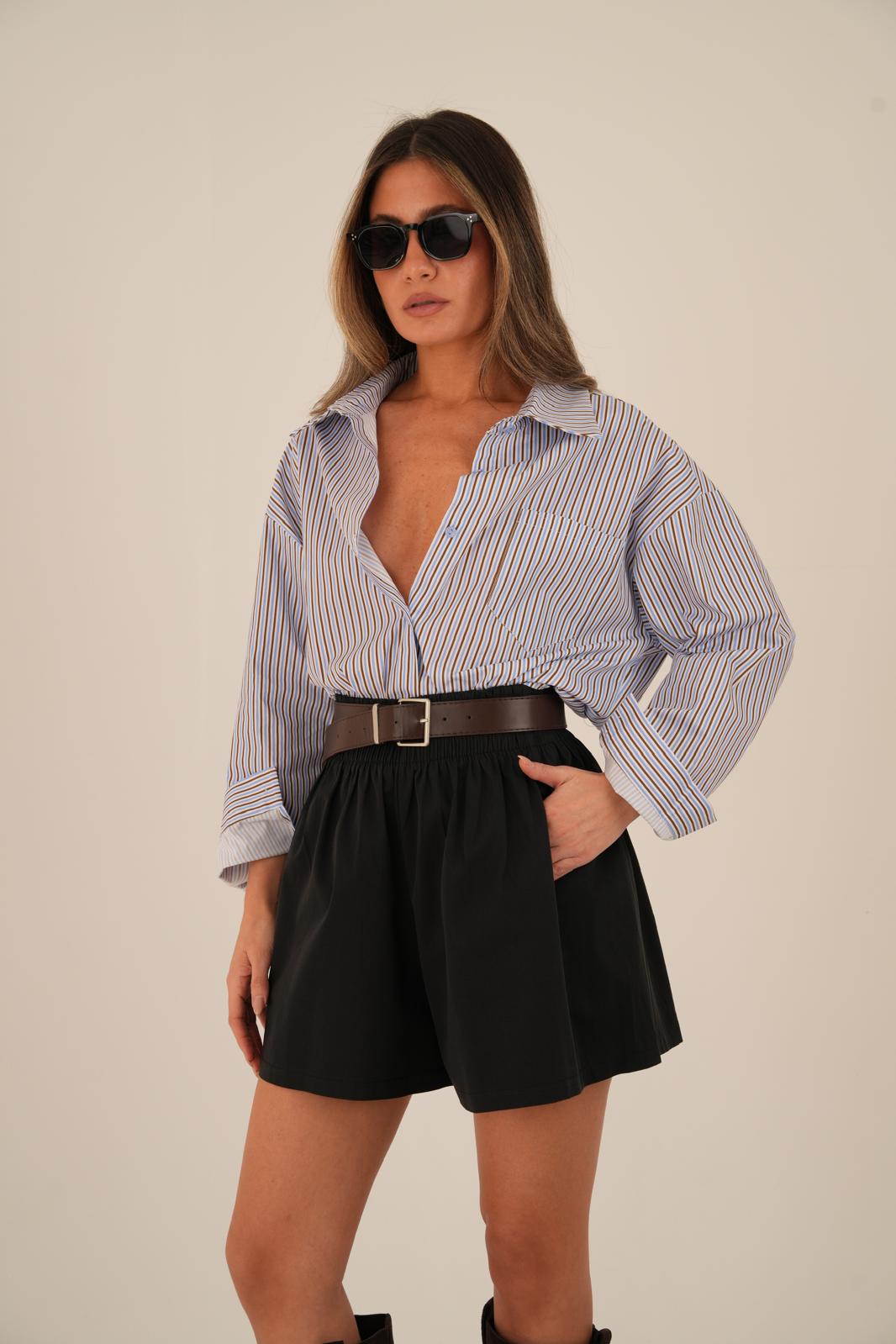 חולצת מוניקה