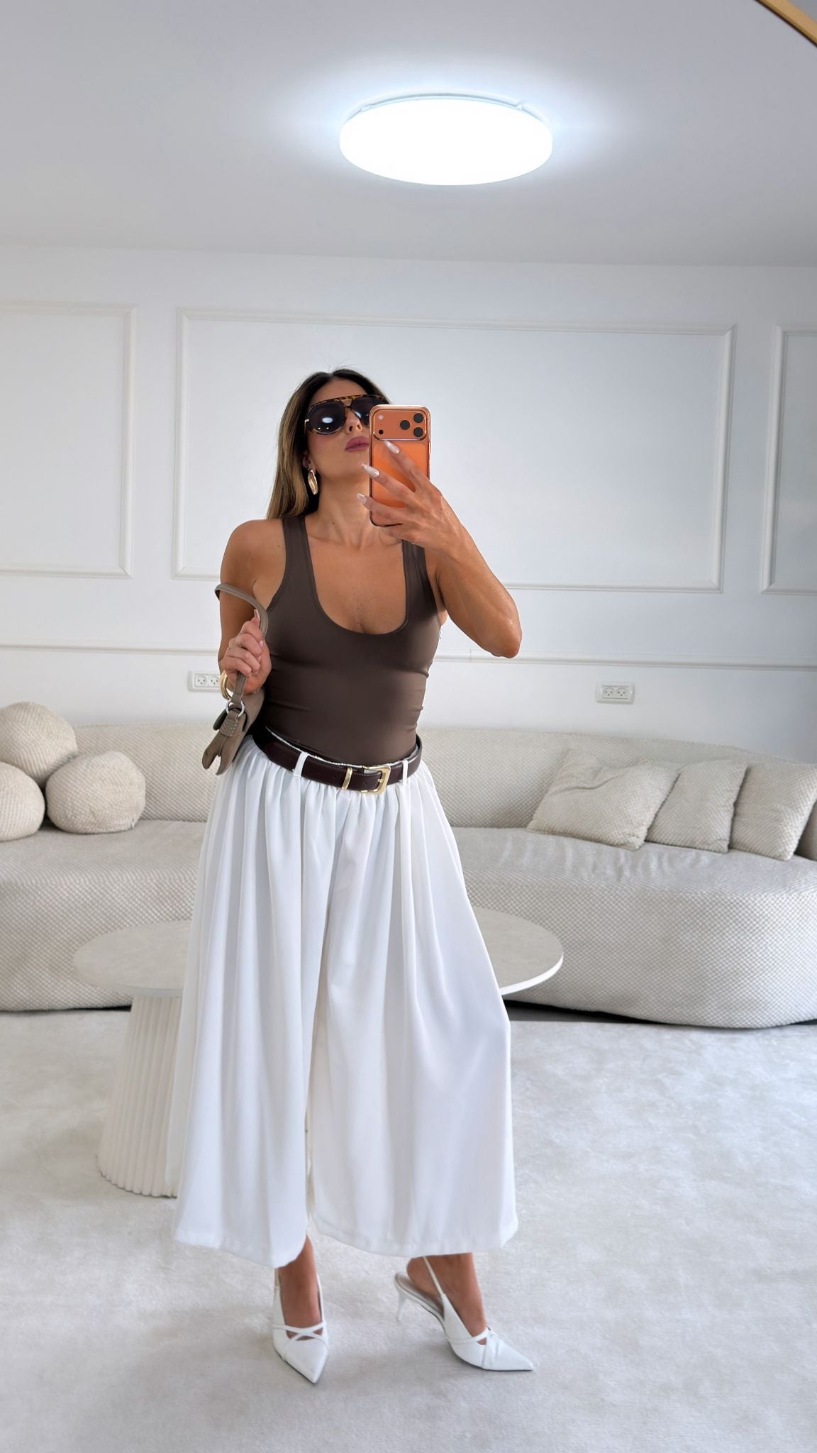 בגד גוף מוניק