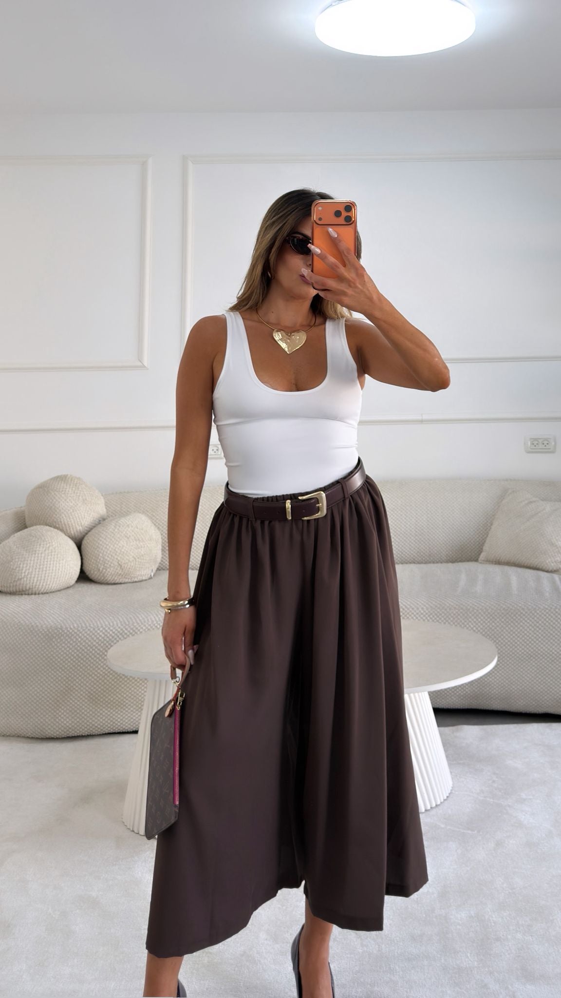 בגד גוף מוניק