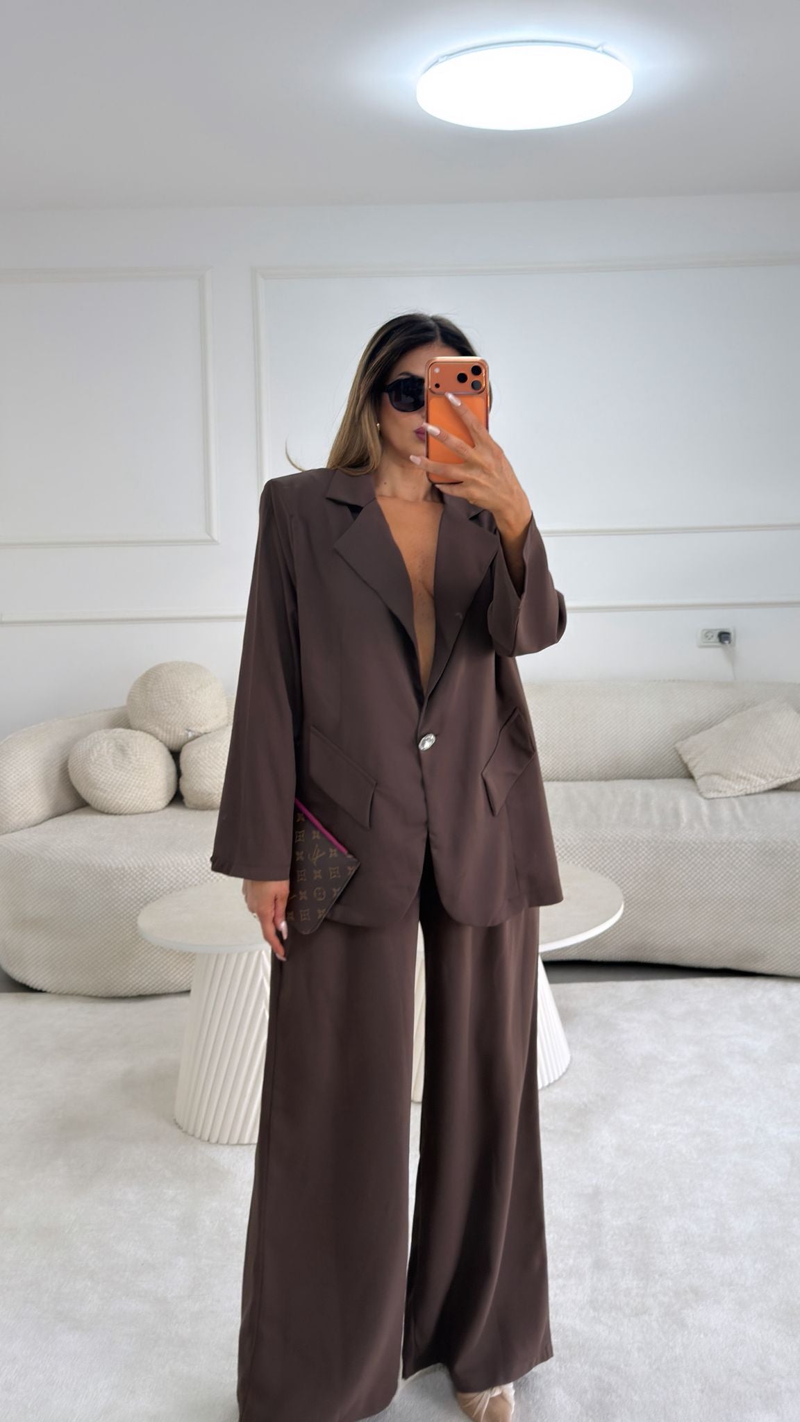 חליפת כפתור יהלום