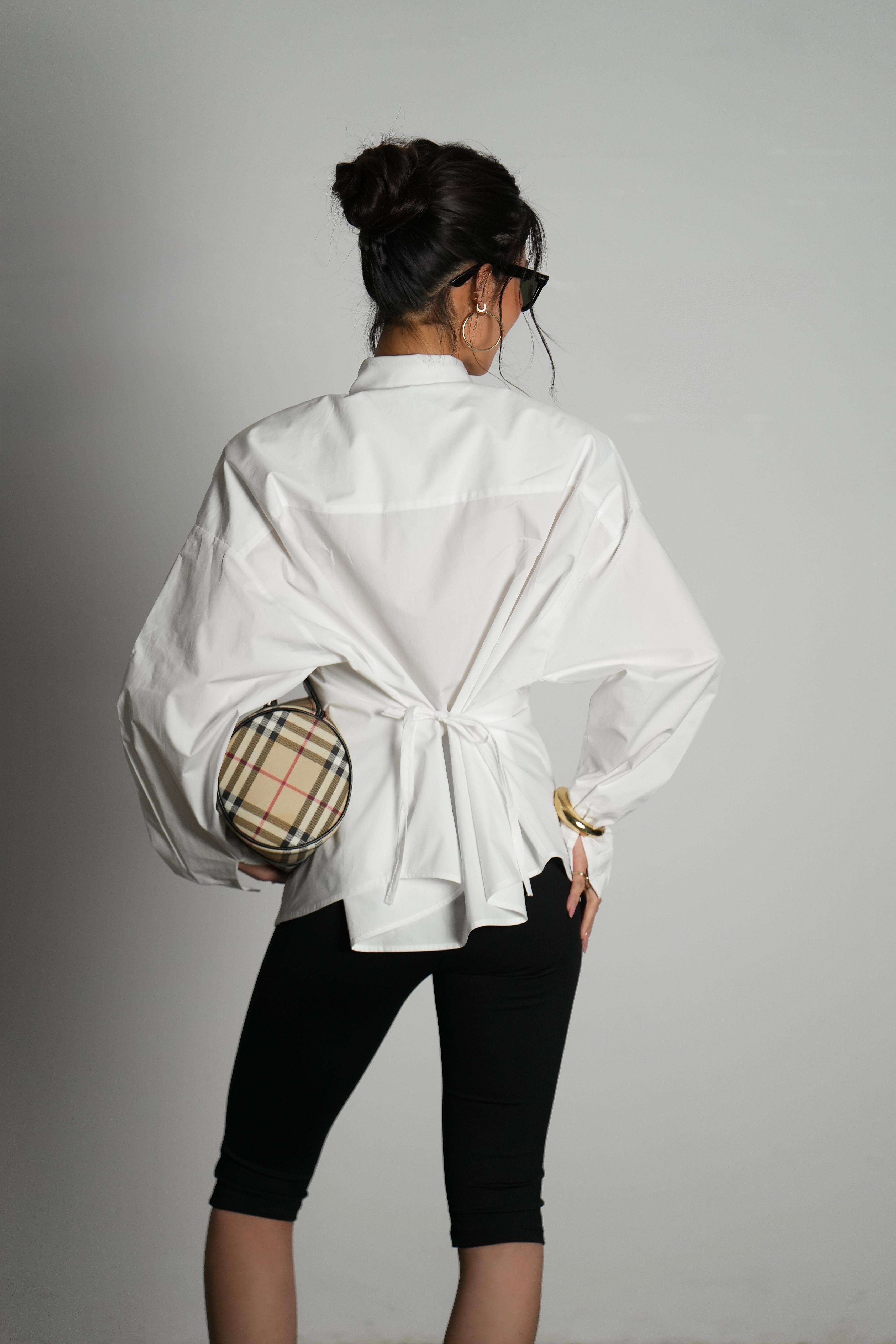 חולצת סילברה לבן