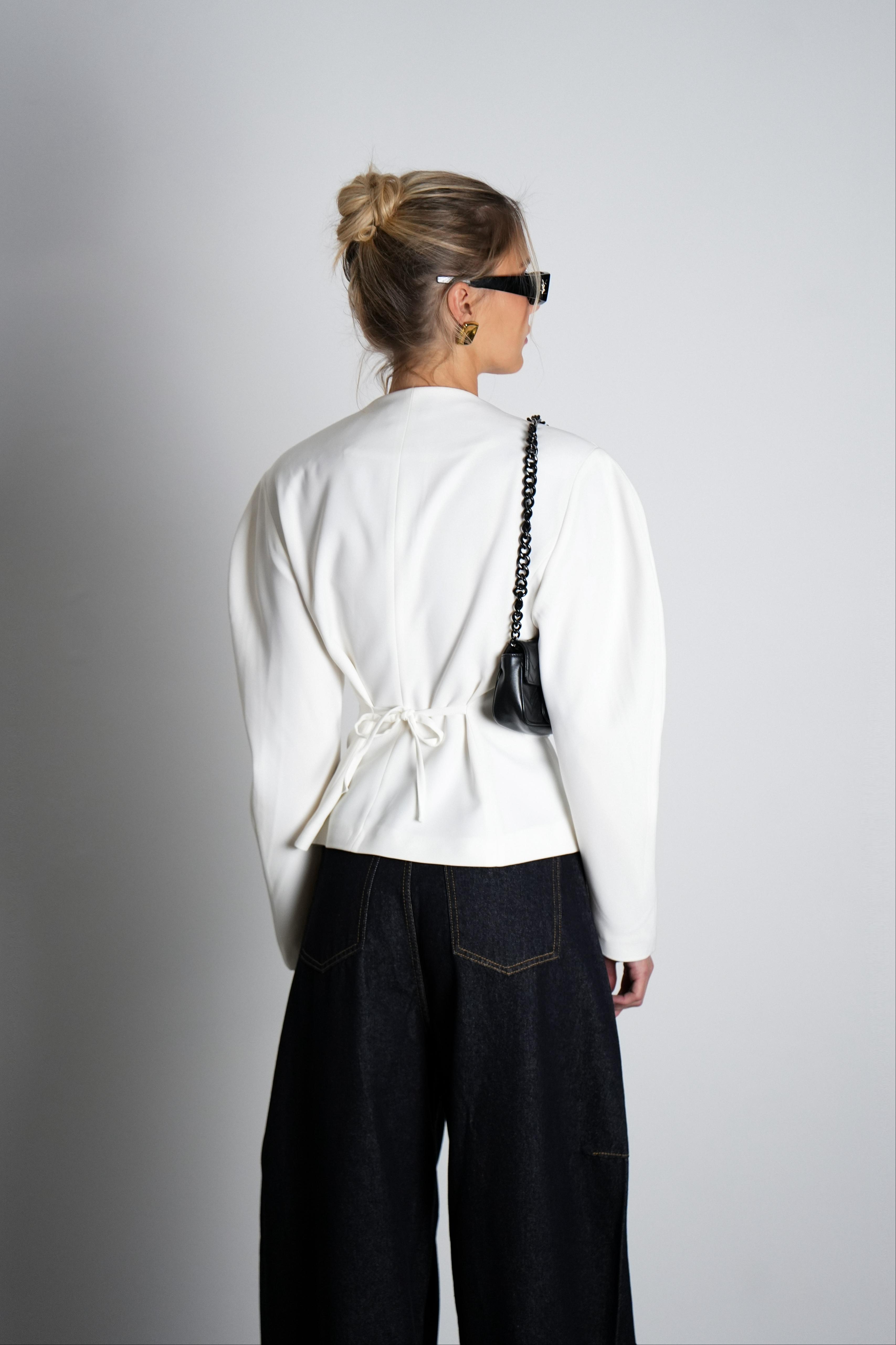 ג'קט אמיליה לבן