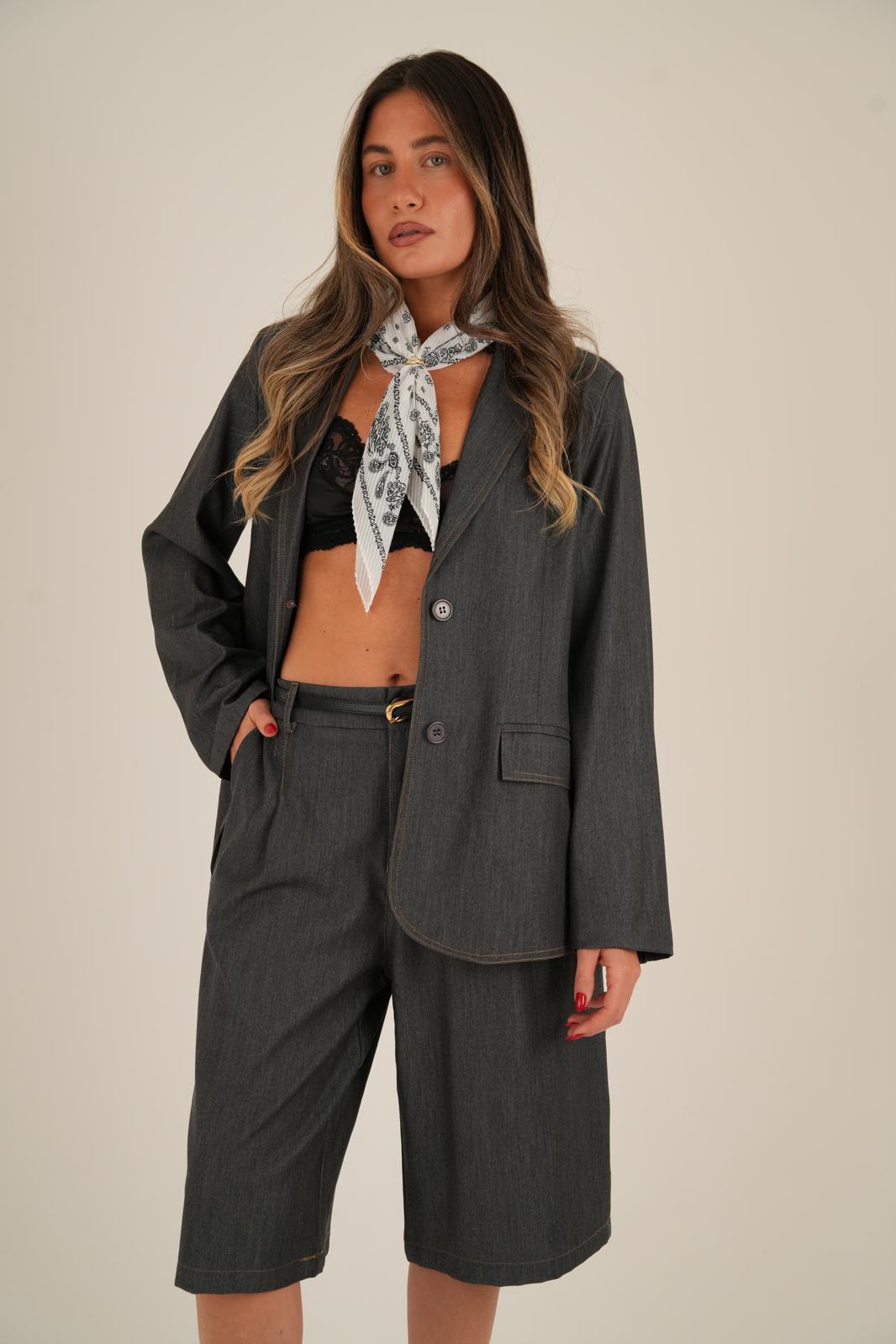 חליפת ויולט