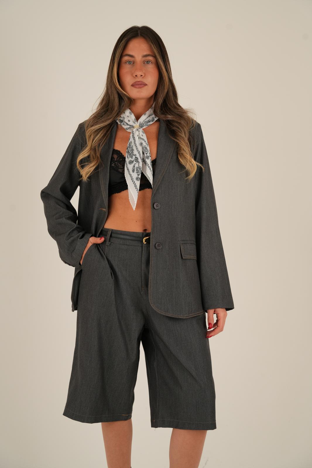 חליפת ויולט